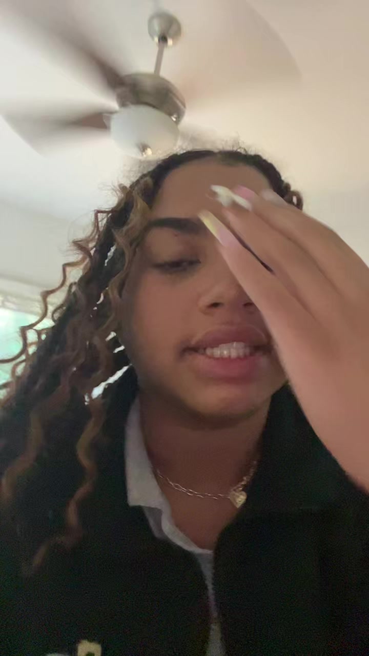 @ellamayo