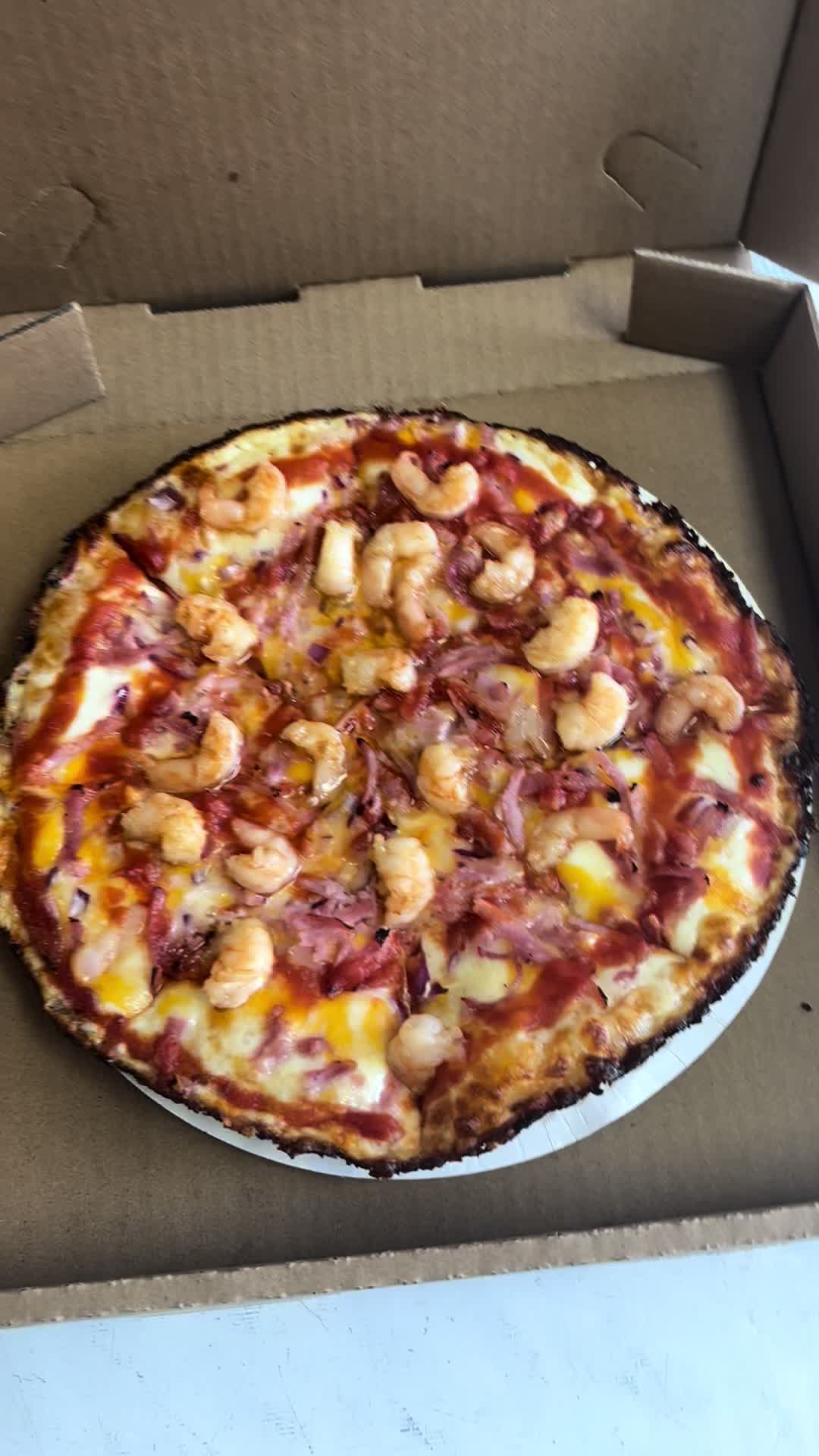 @DeCubapizzeria