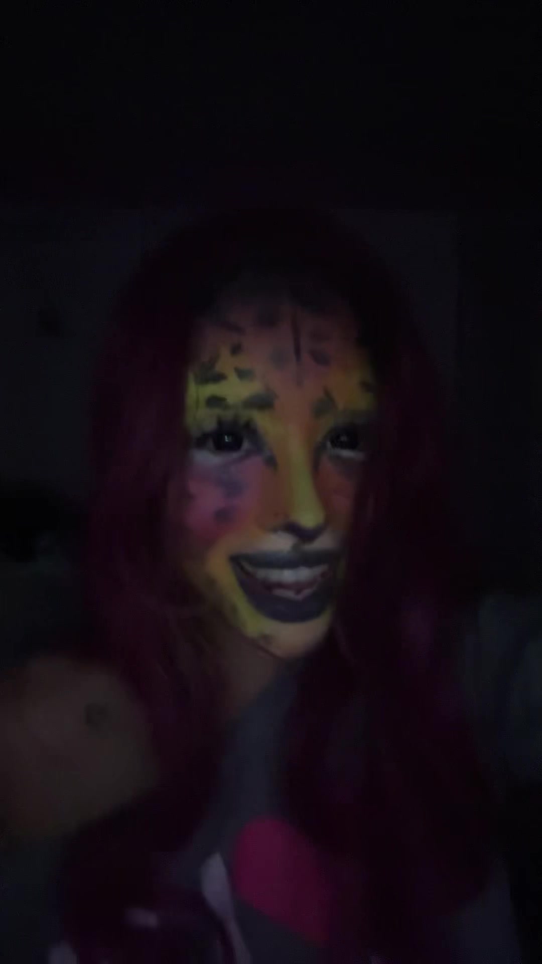 @<3