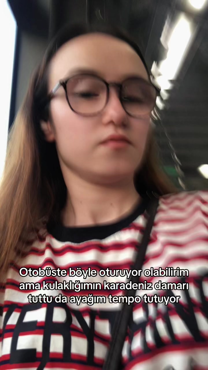 @Nehir Pekşen
