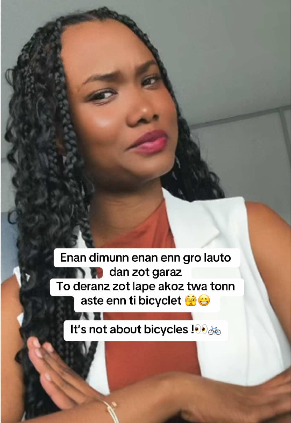 @Anne Murielle Ravina