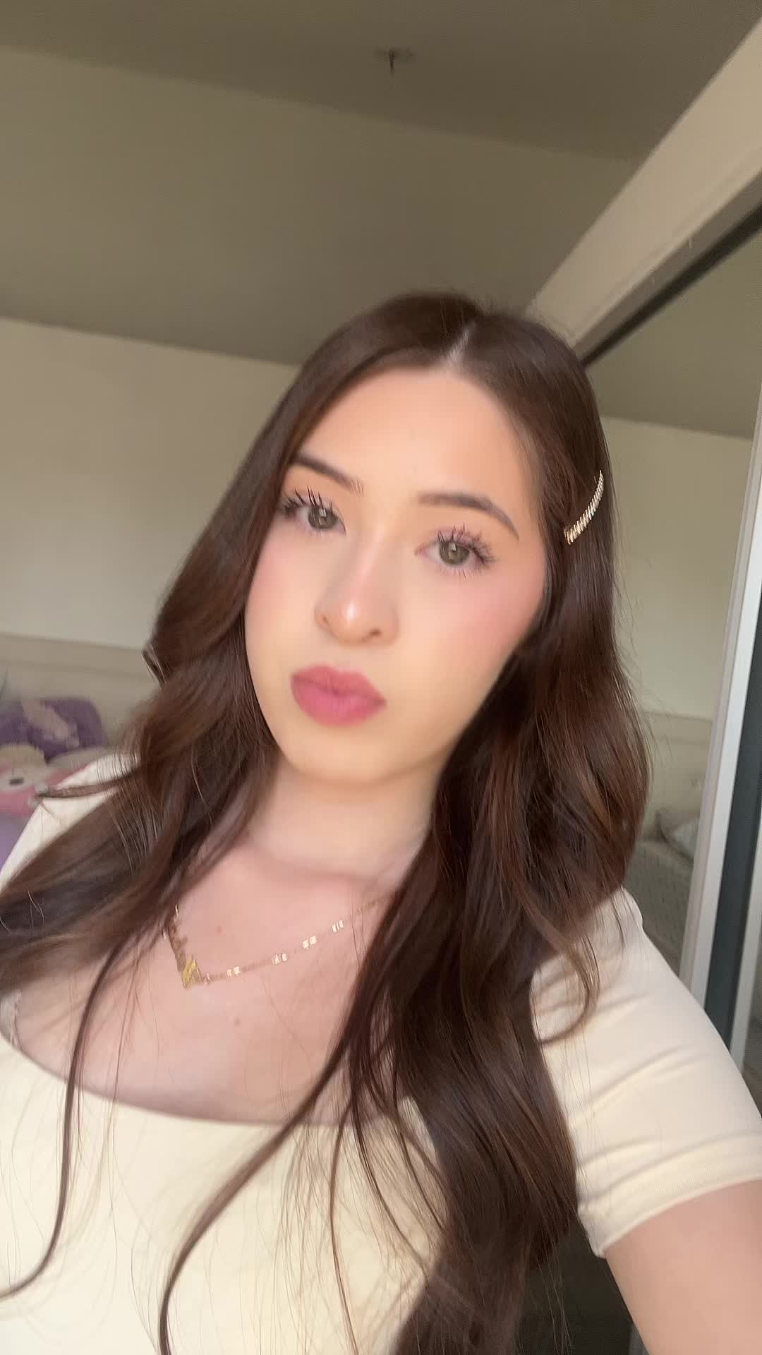 @𝒎𝒆𝒍𝒐𝒅𝒚🌷