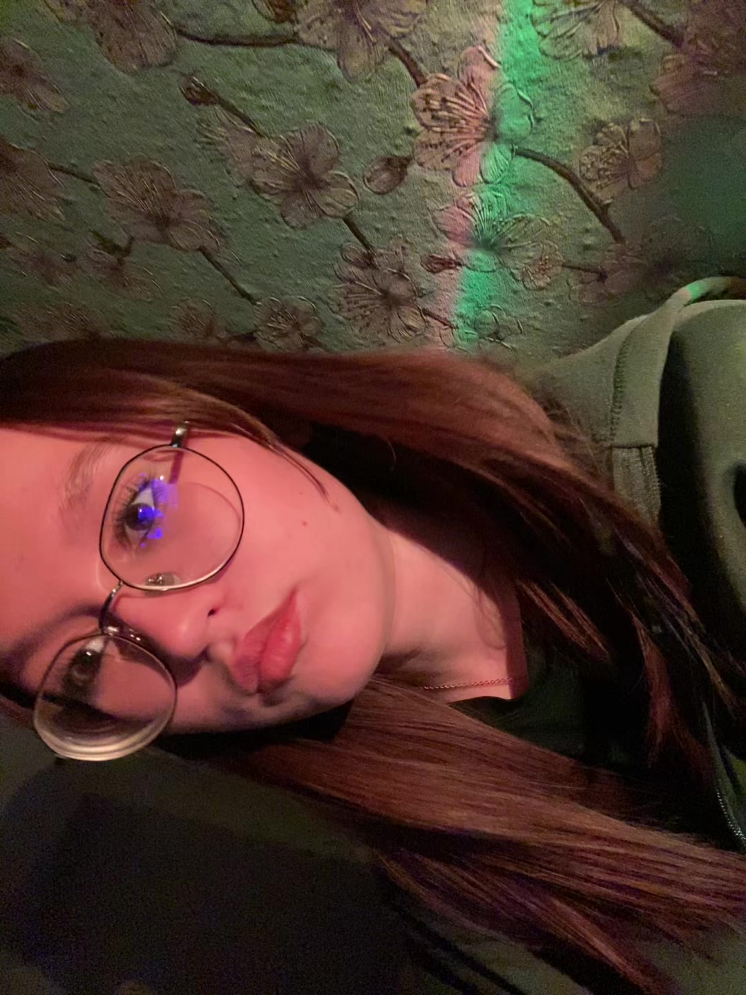 @d