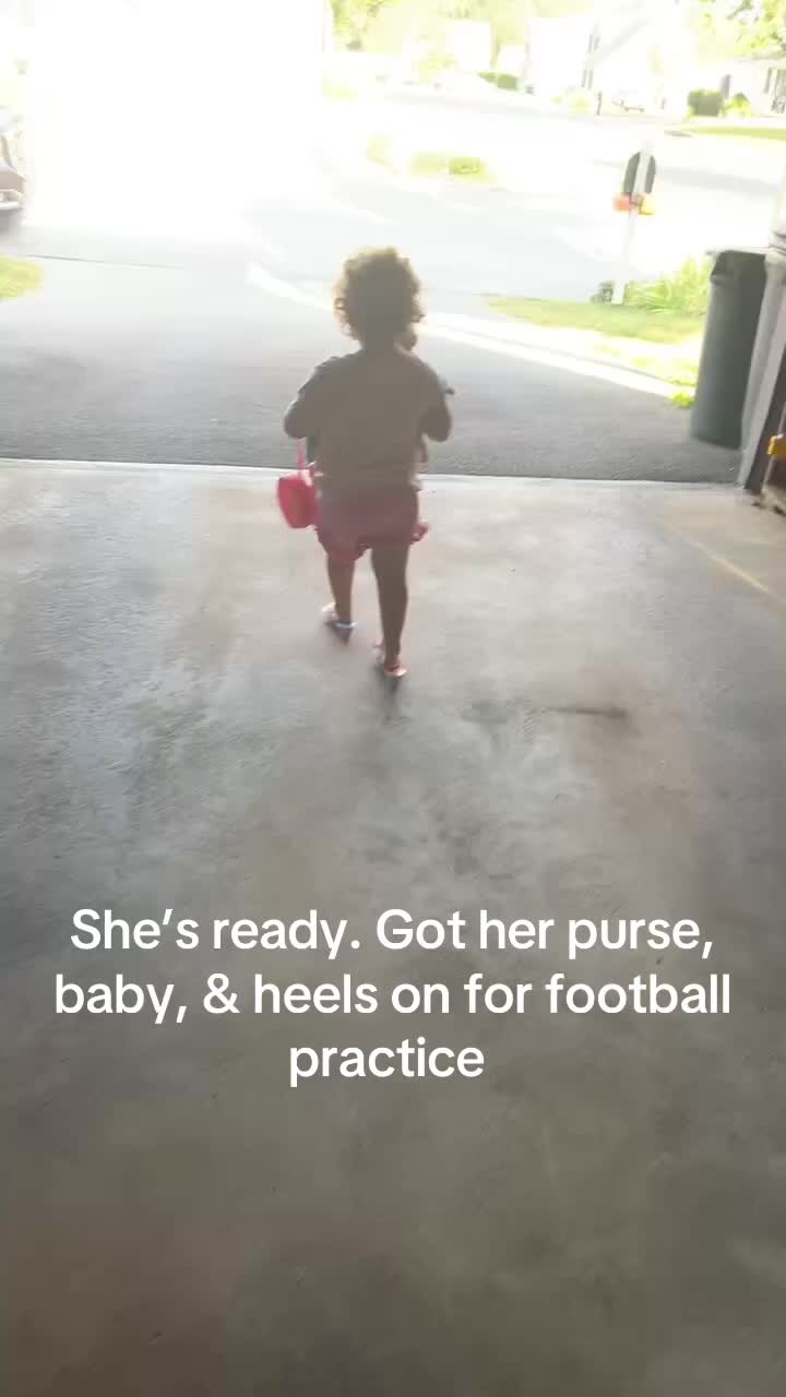 @ALEXIS ✨