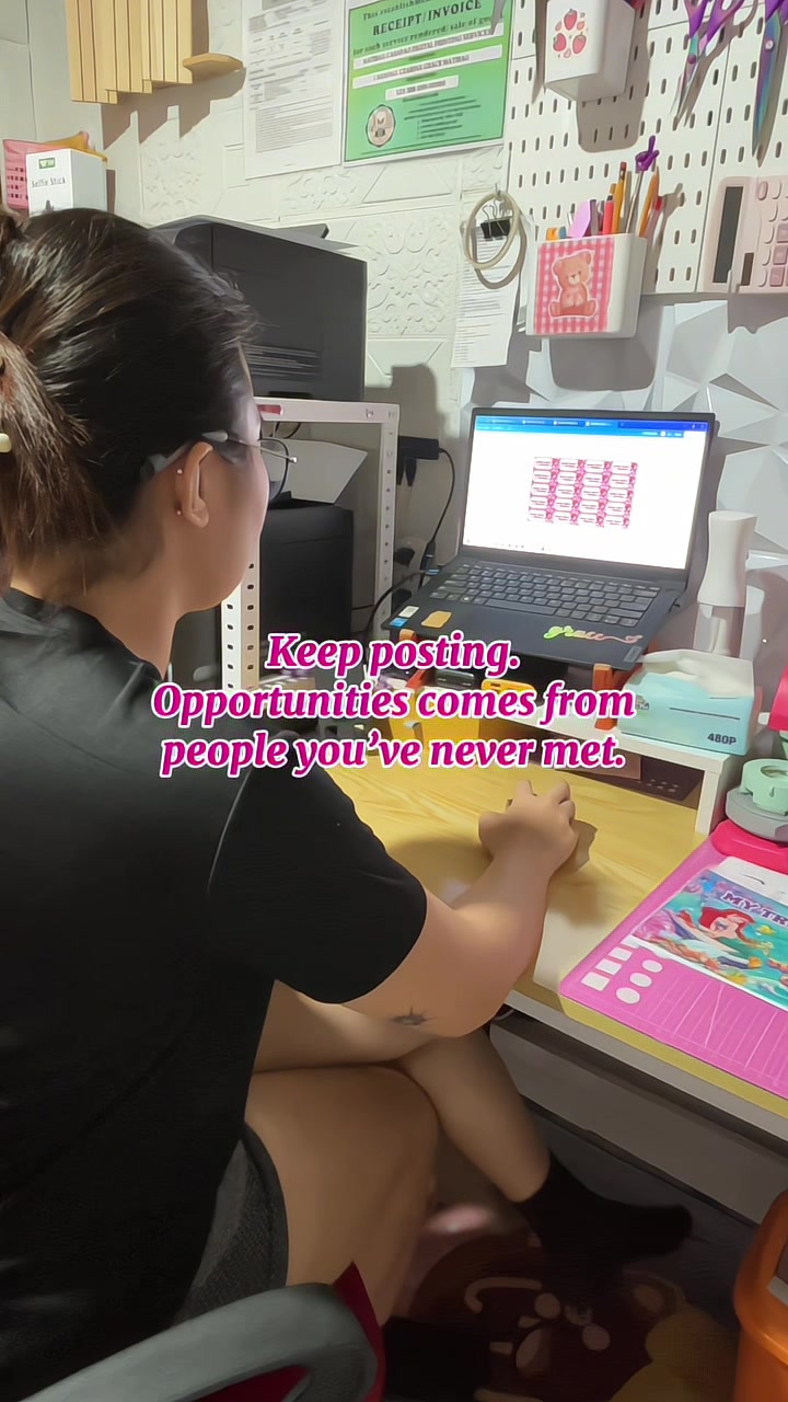 @FB: MC Prints & Crafts