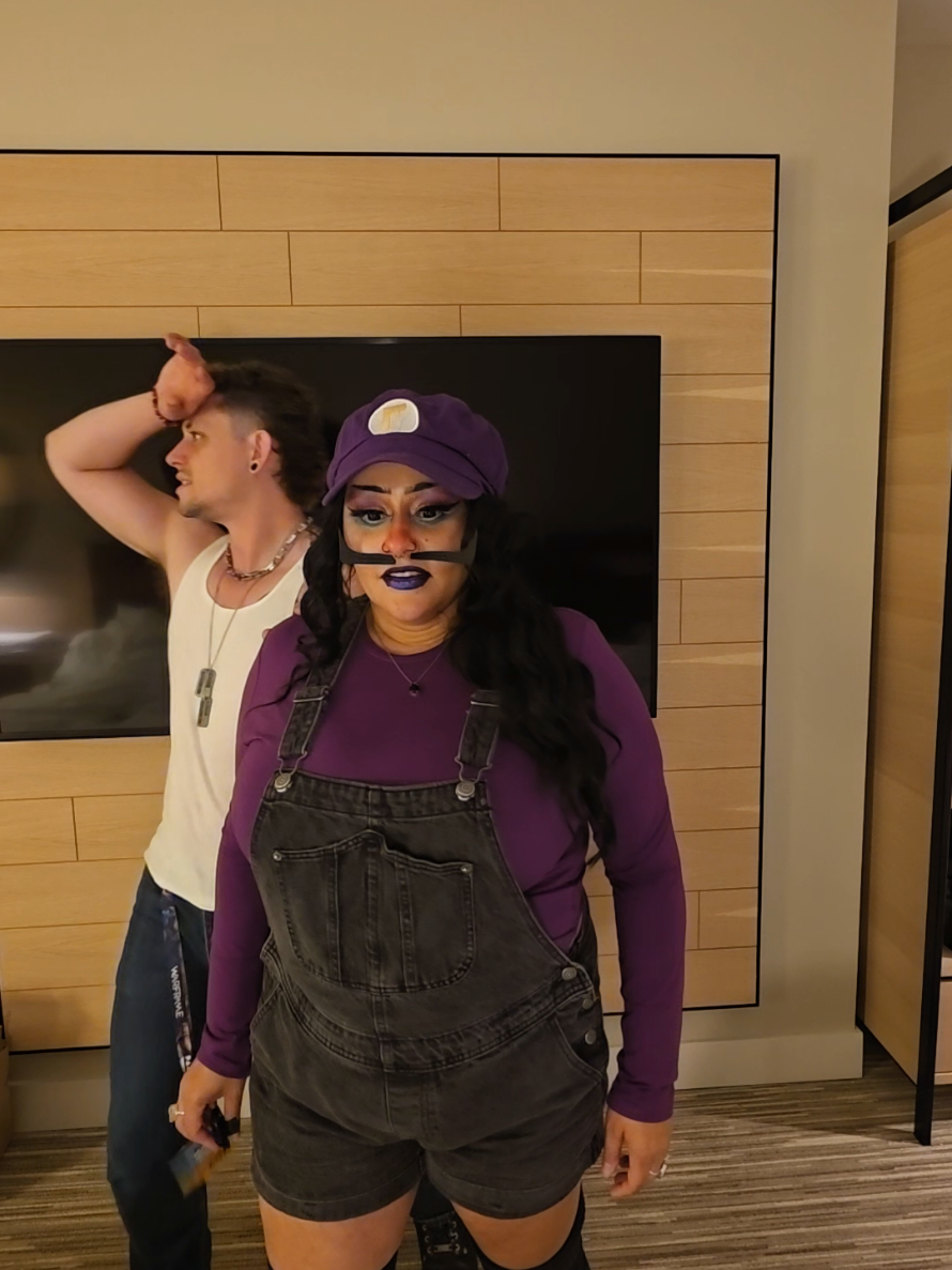 @TheQueerQueenofHalloween