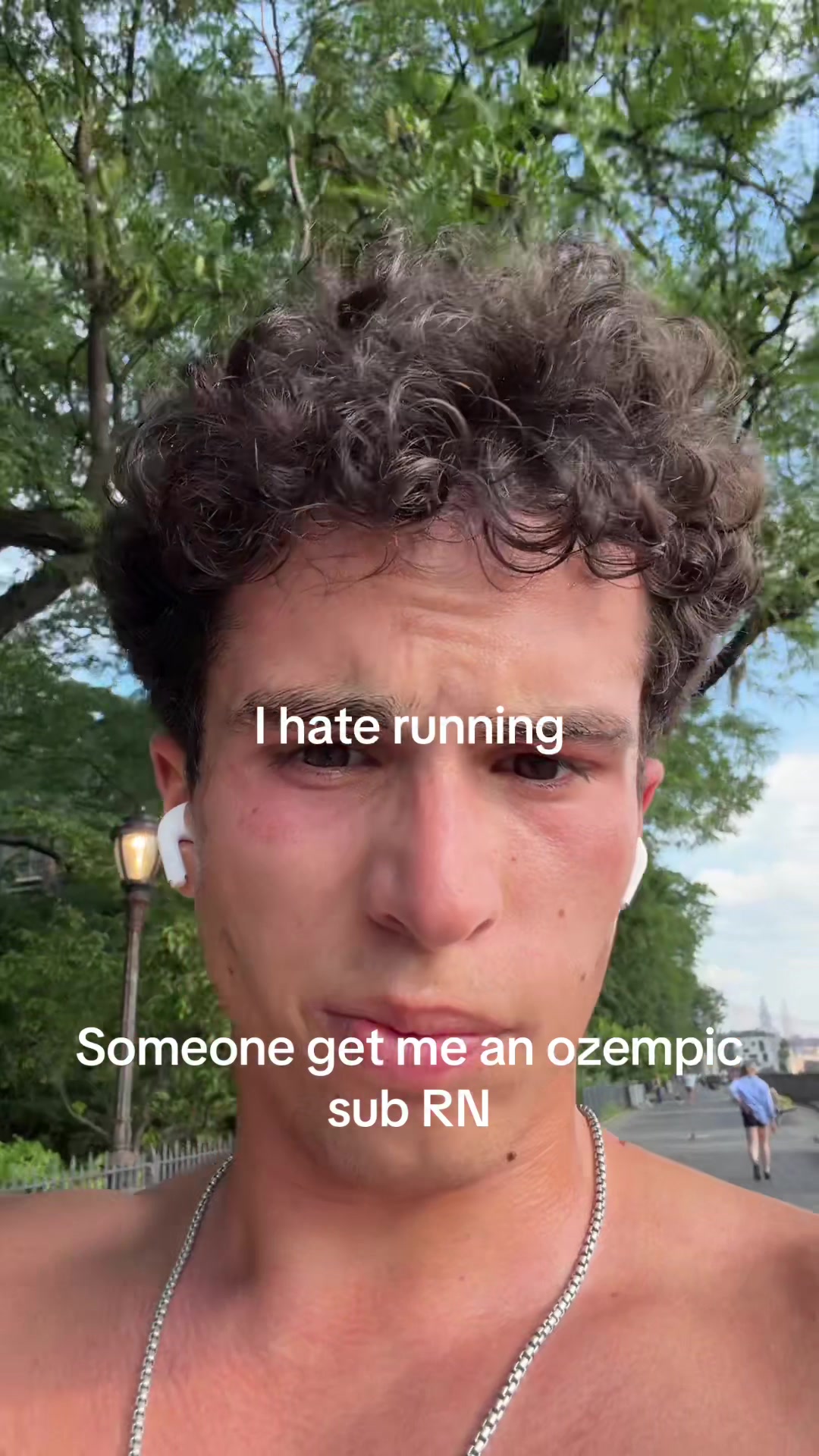 @Moanfaceemoji
