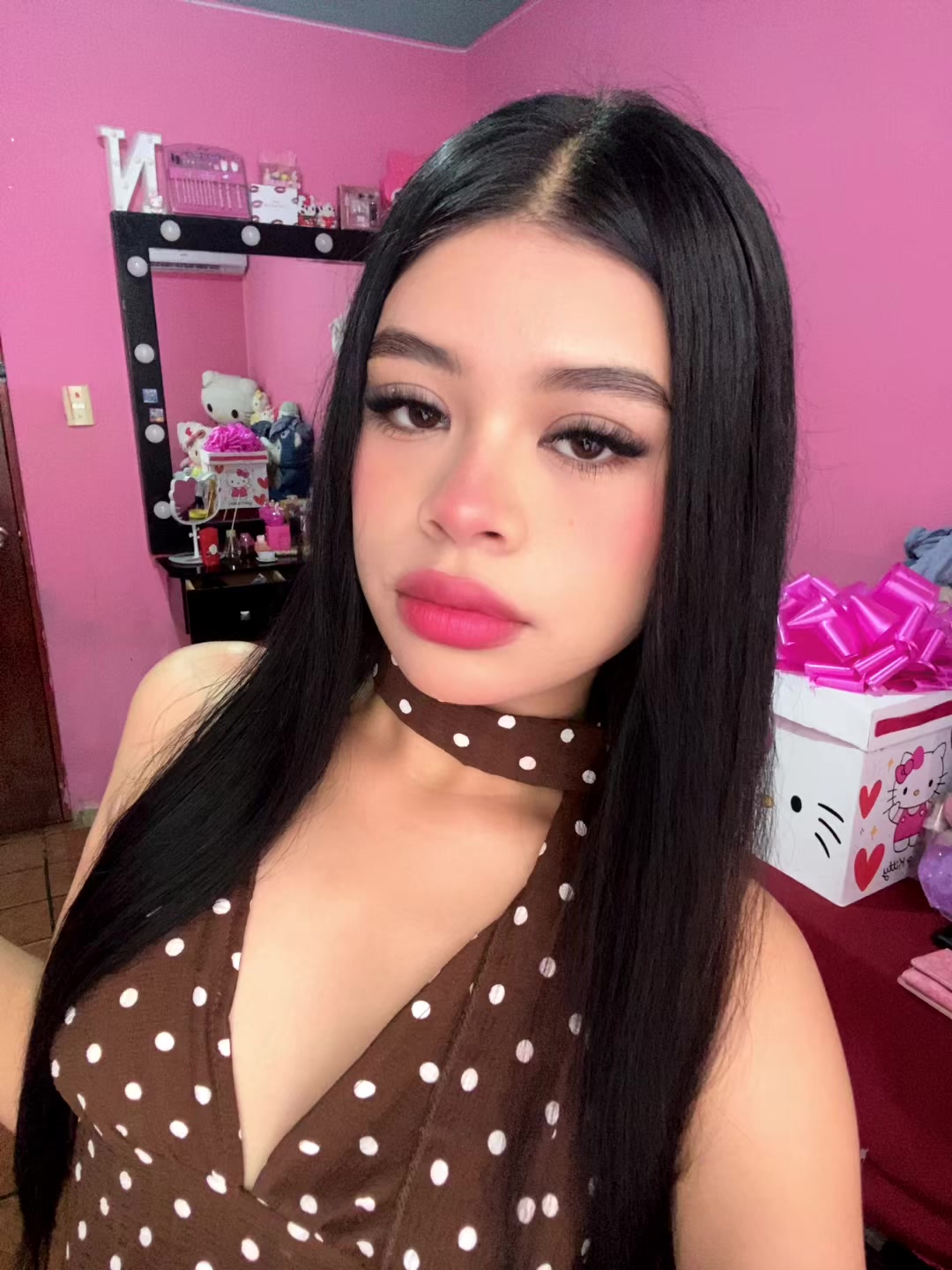 @momis🍒