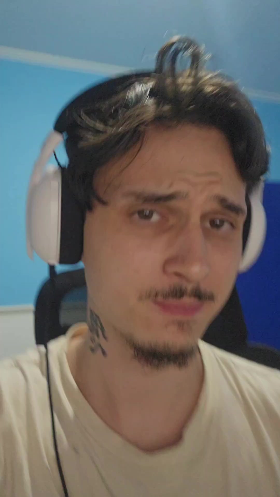 @Agui