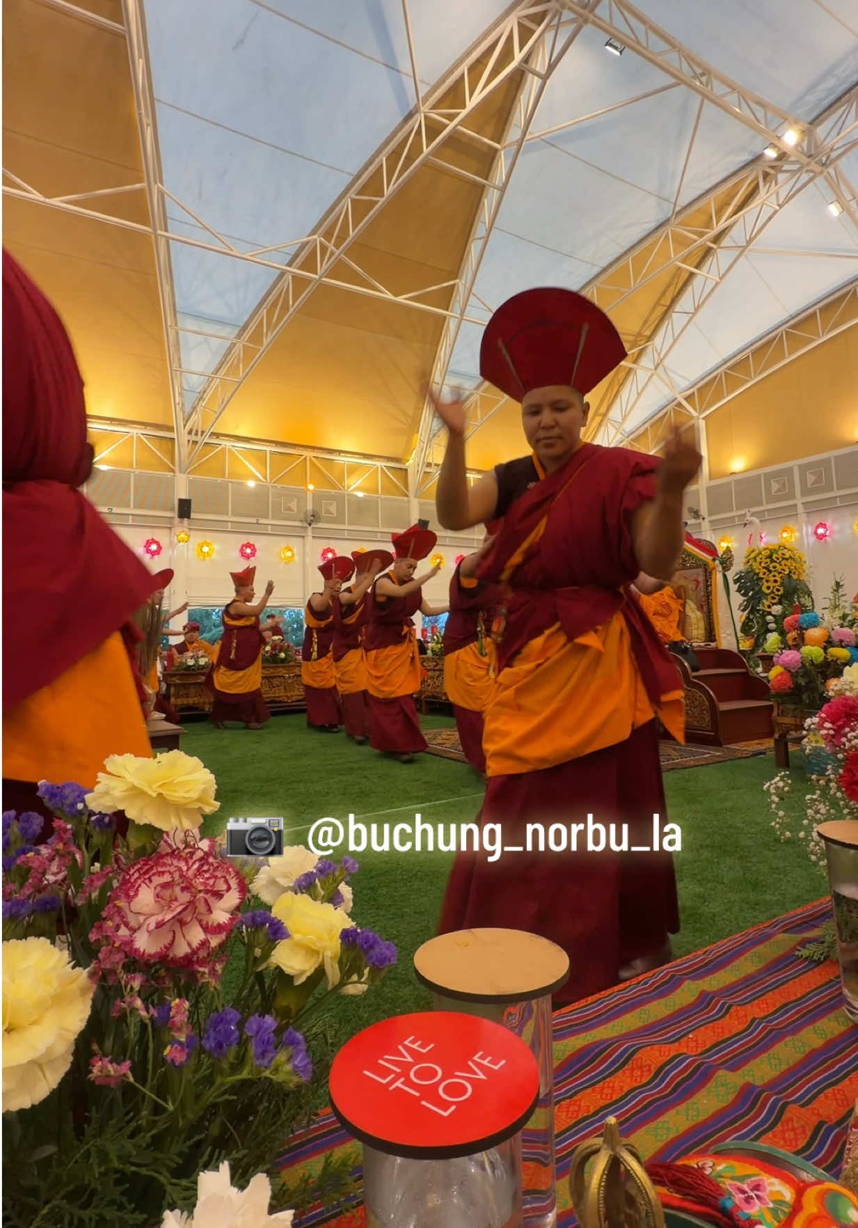 @buchung_norbu_la