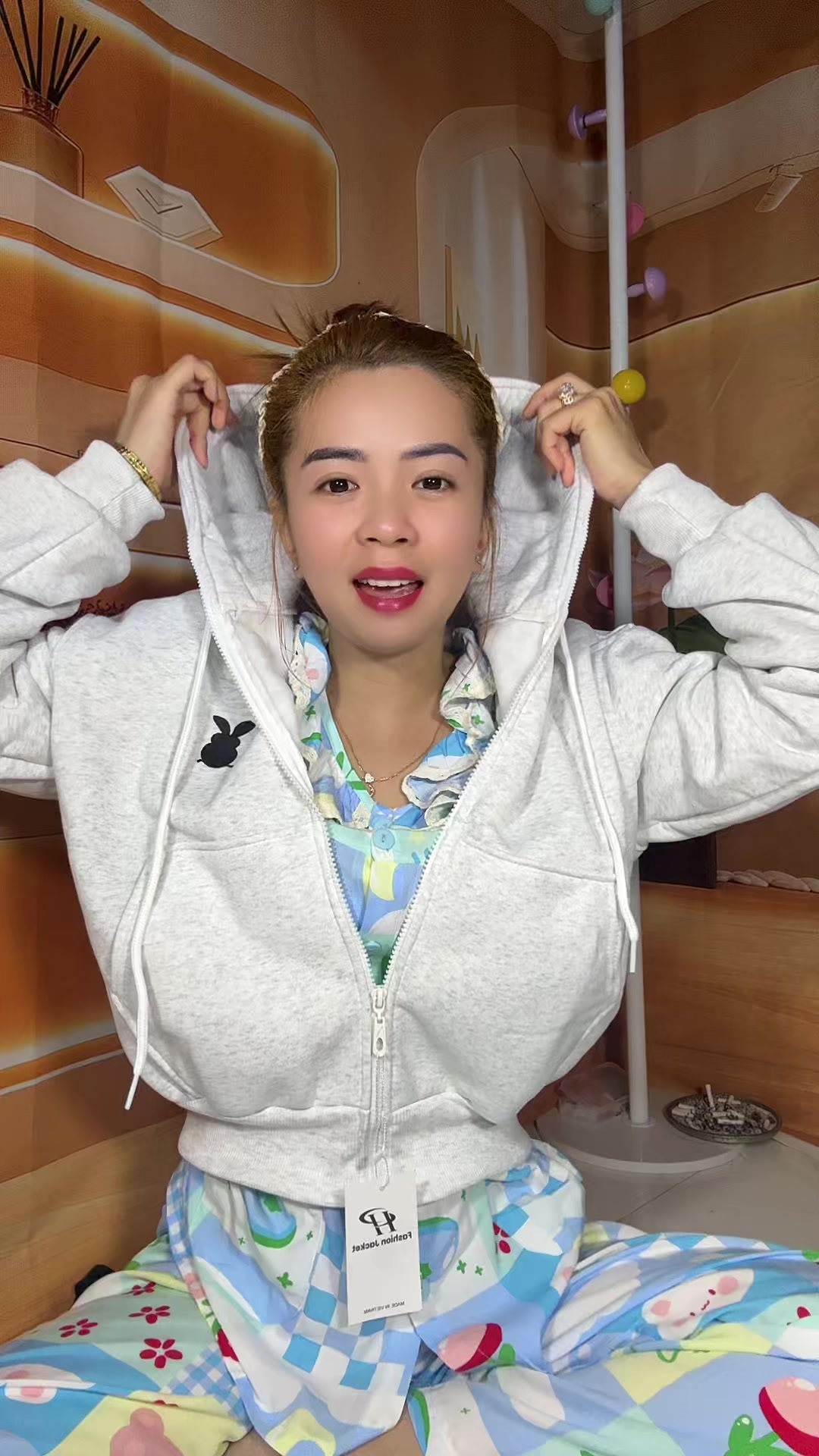 @Em Cẩm Nè