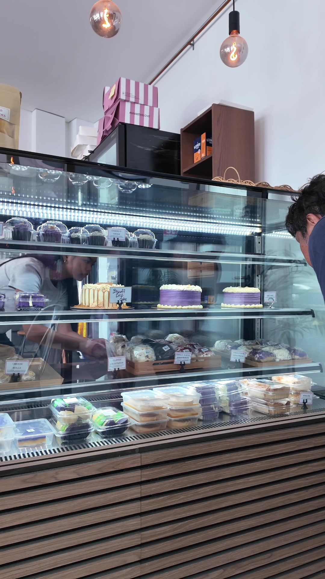 @Ria&rsquo;s Pastries and Cakes