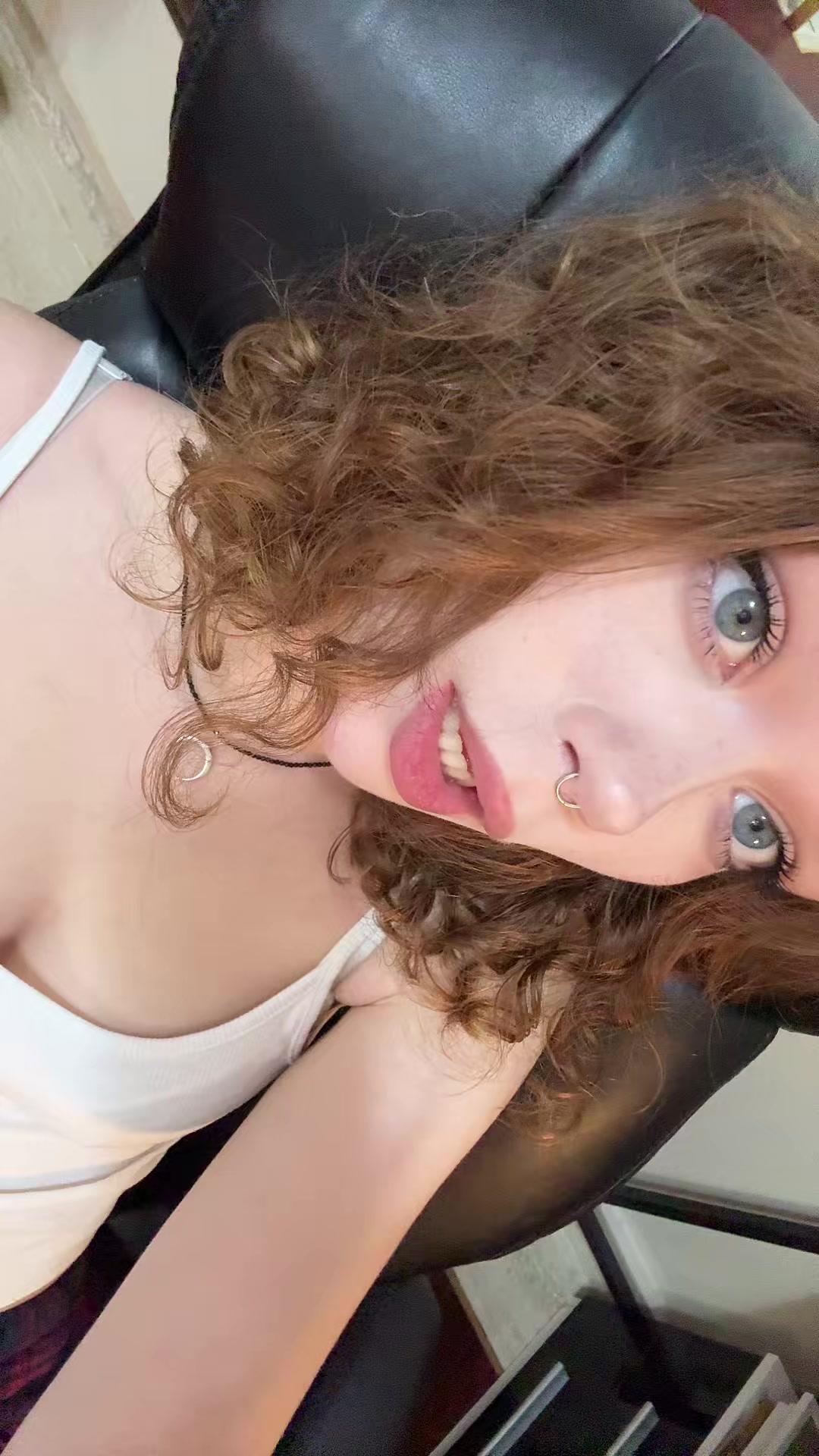 @суня