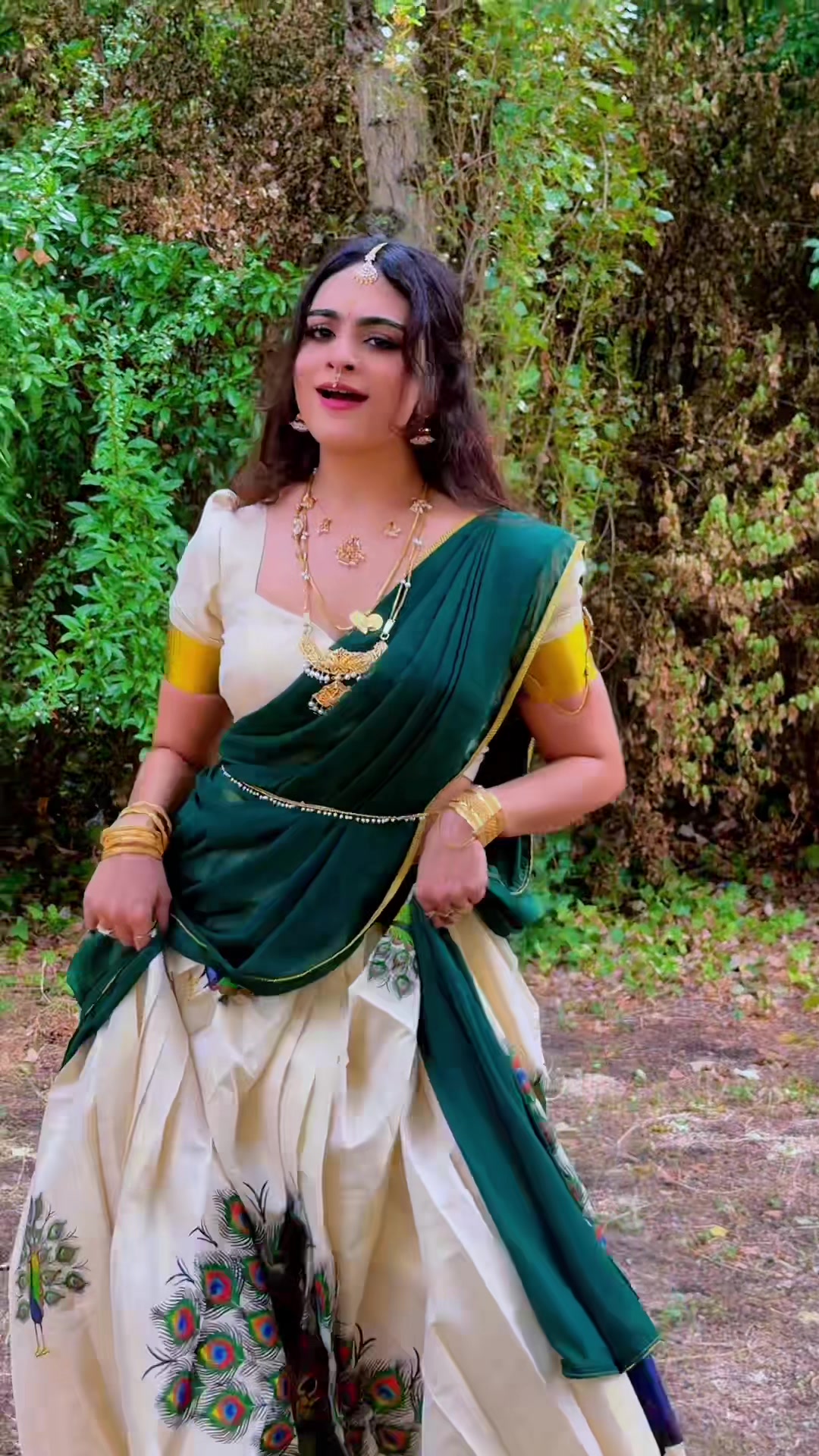 @lakshika_luck