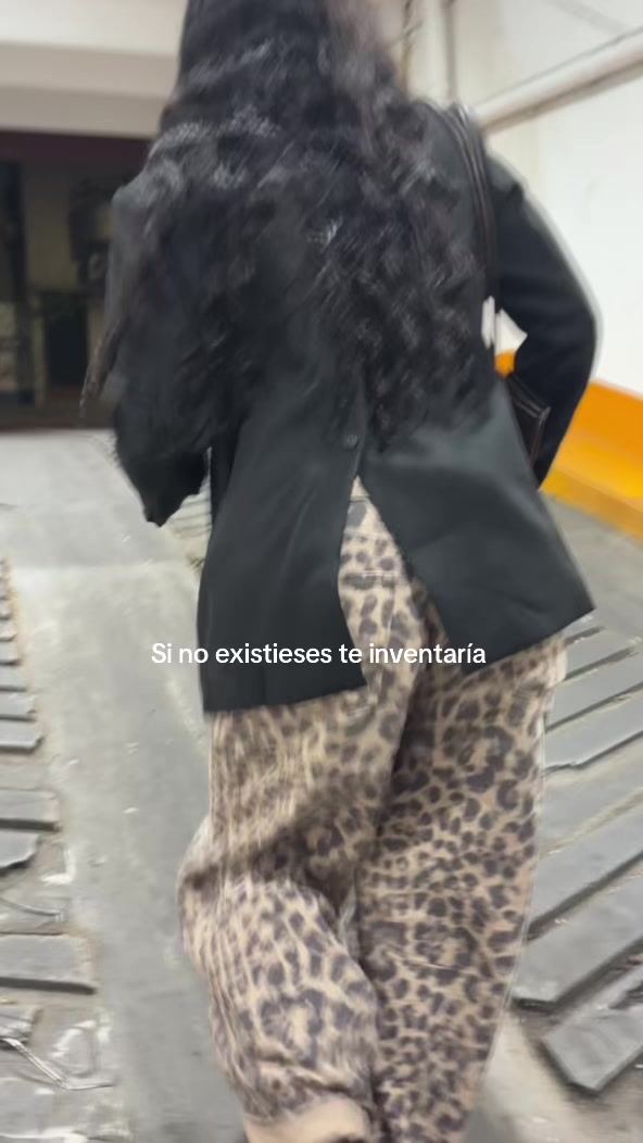 @Agustina