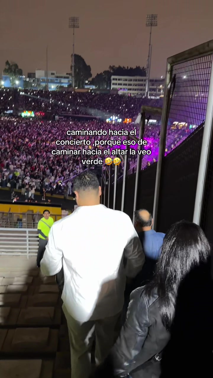 @Mar✨