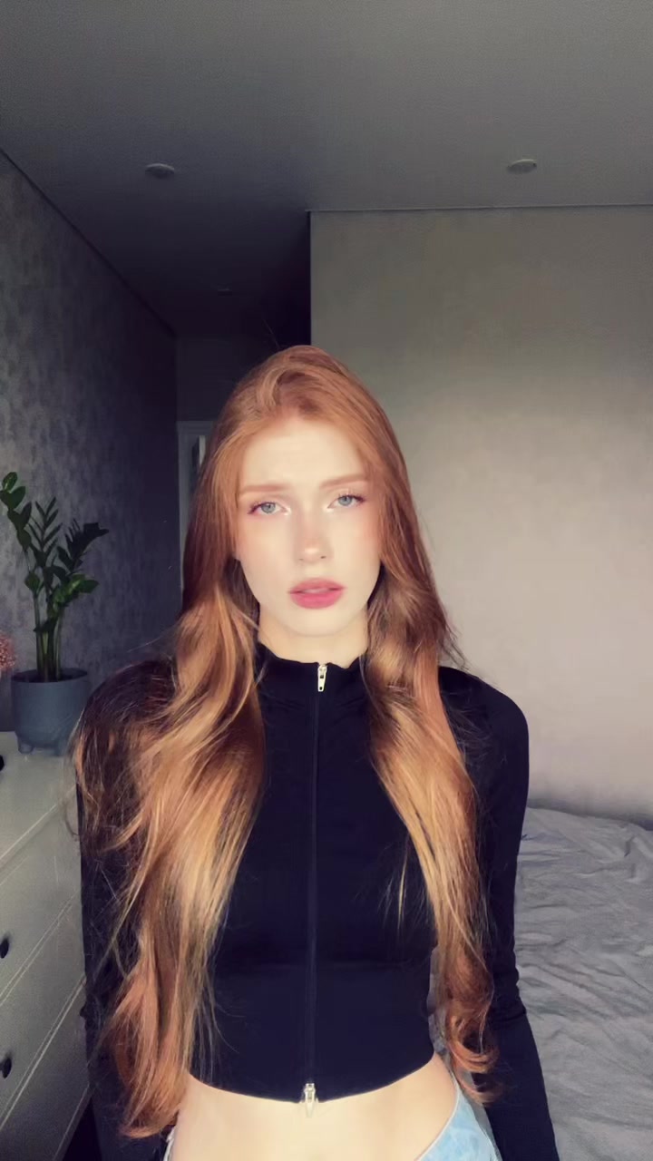 @дурашка буся 𖣂
