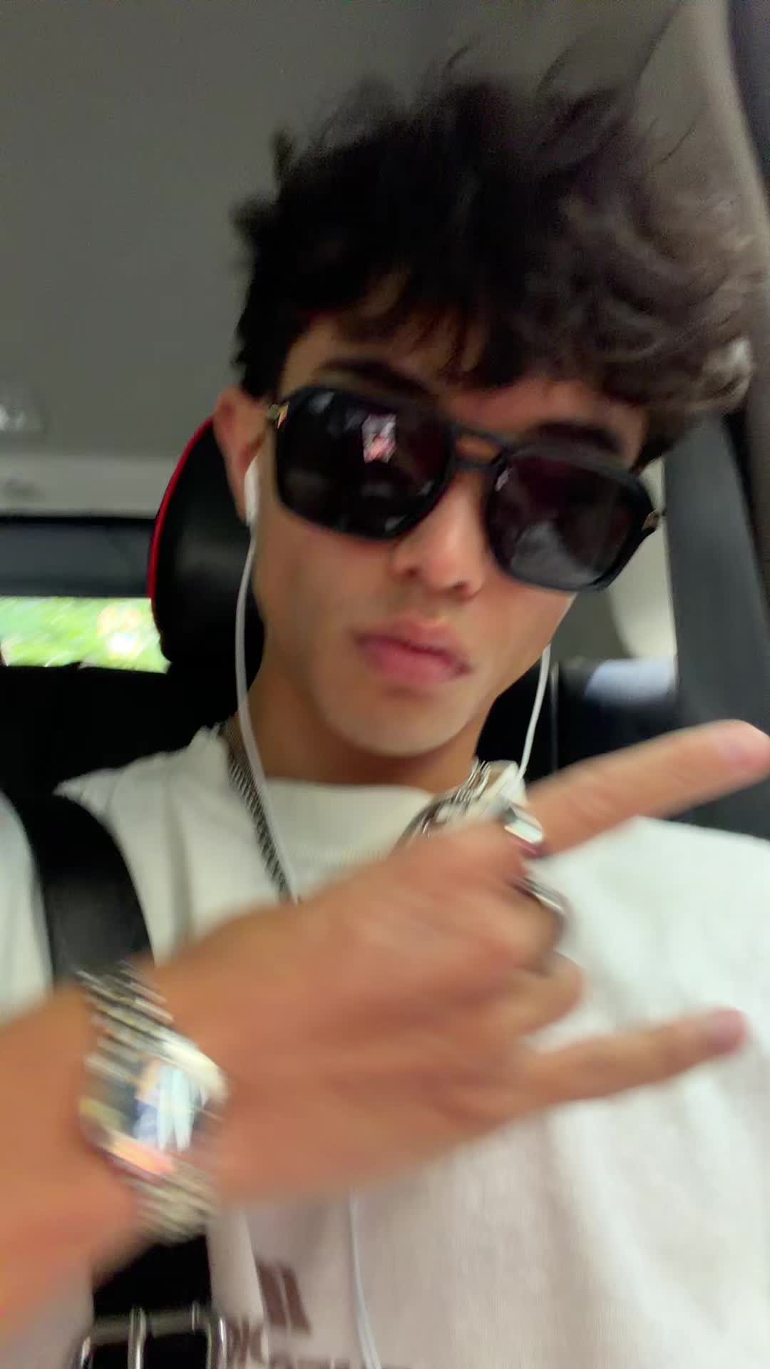 @cam
