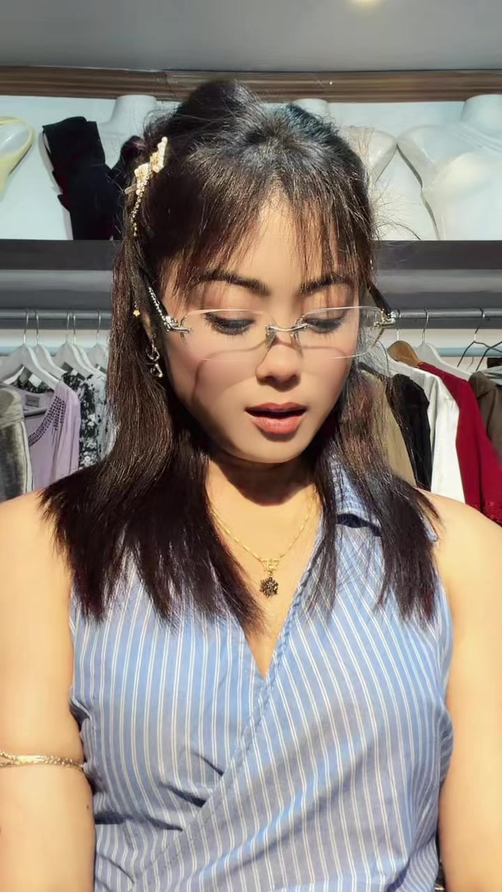@𝐂𝐡𝐚𝐡𝐚𝐧𝐚 𝐒𝐭𝐡𝐚🇳🇵