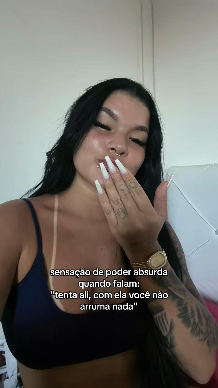 @diaba de saia 💃🏻