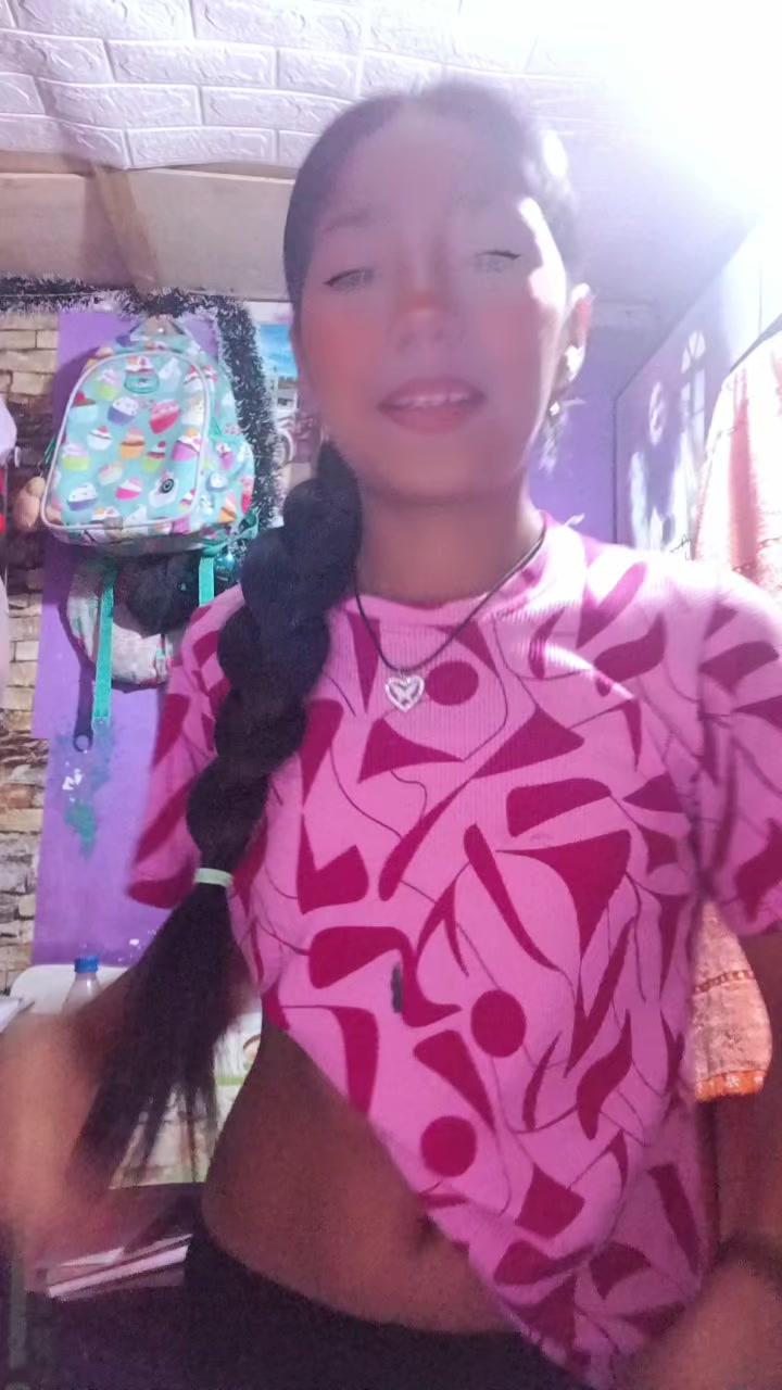 @😍 chama lamas bella luciana😍
