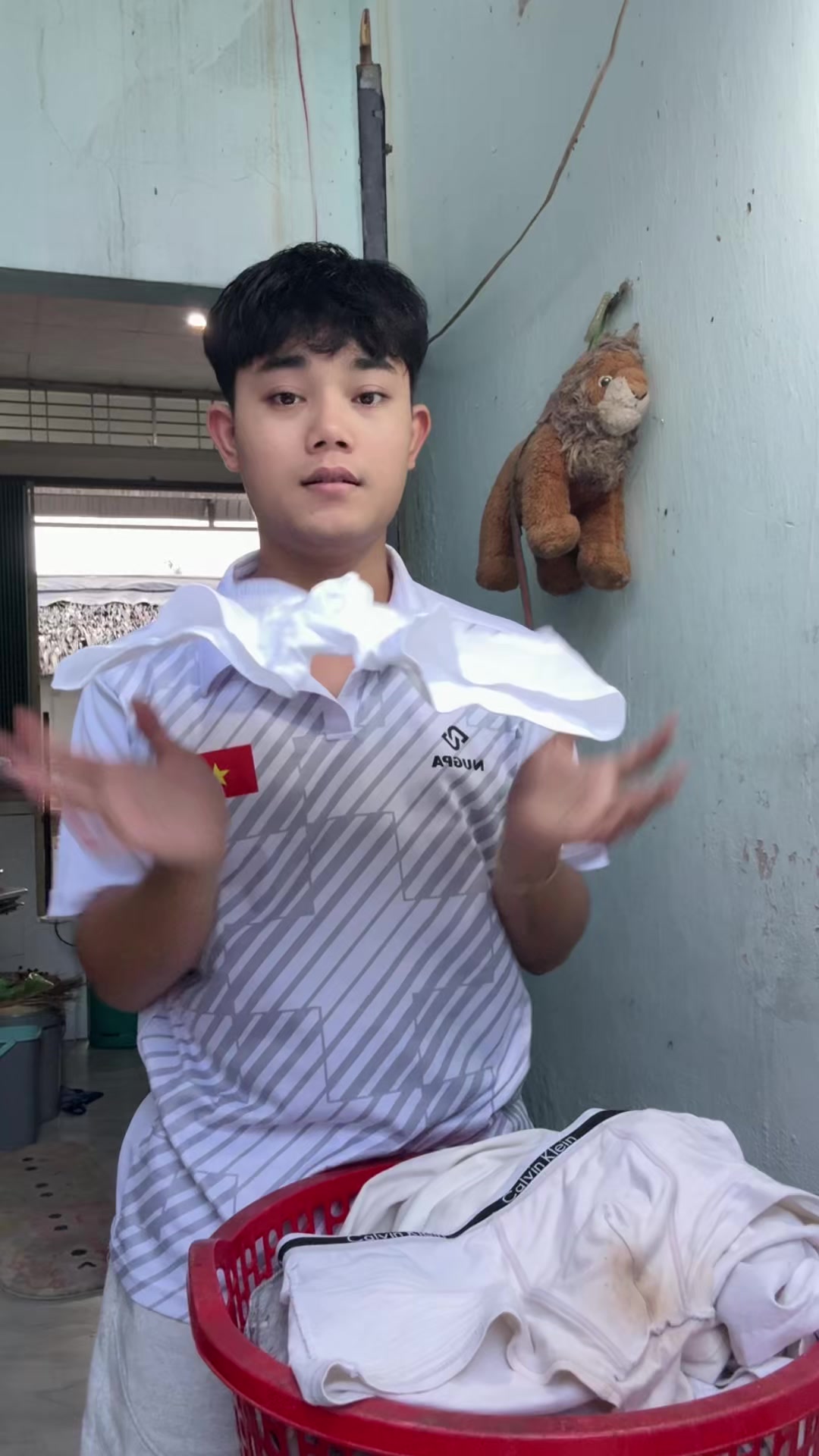@Vũ Hoàng