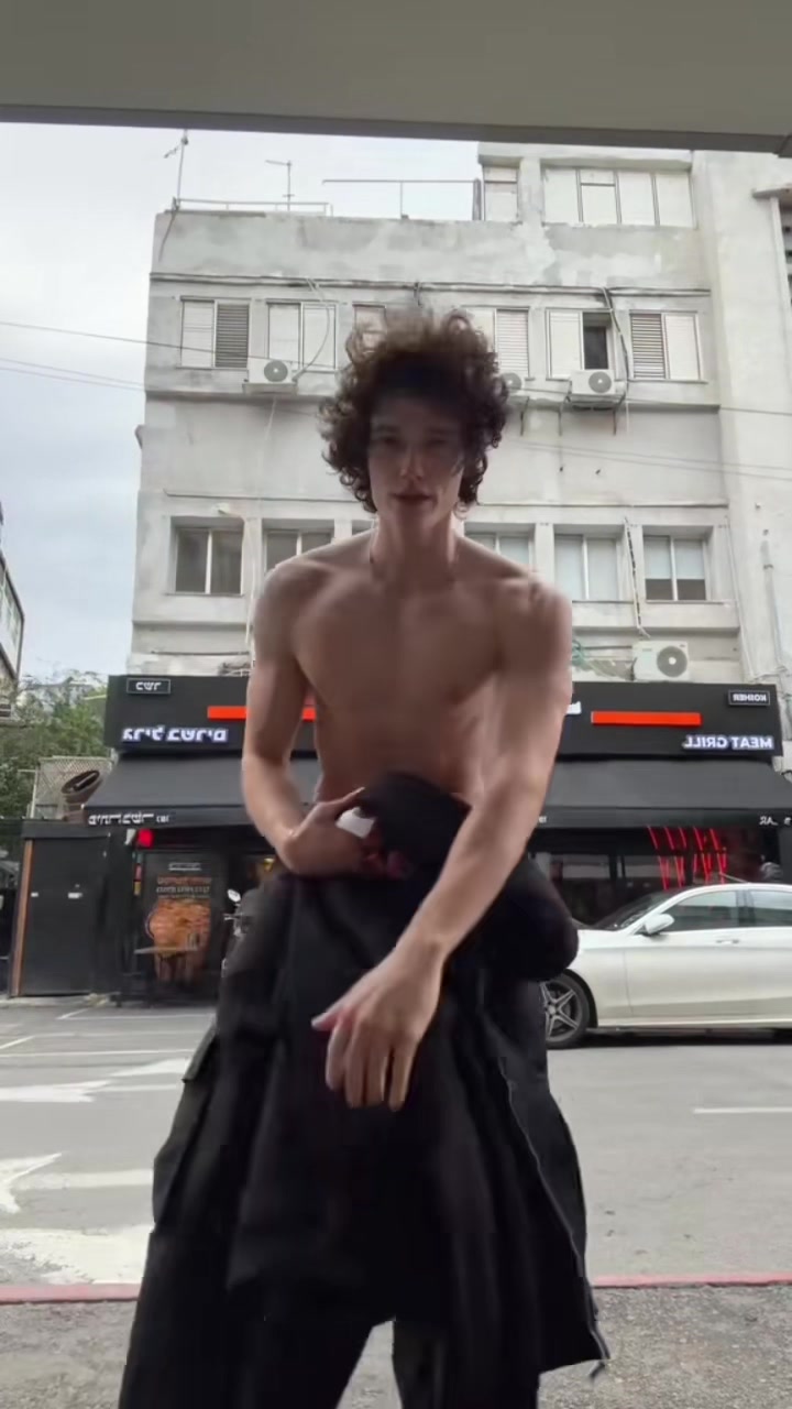 @Iloveme