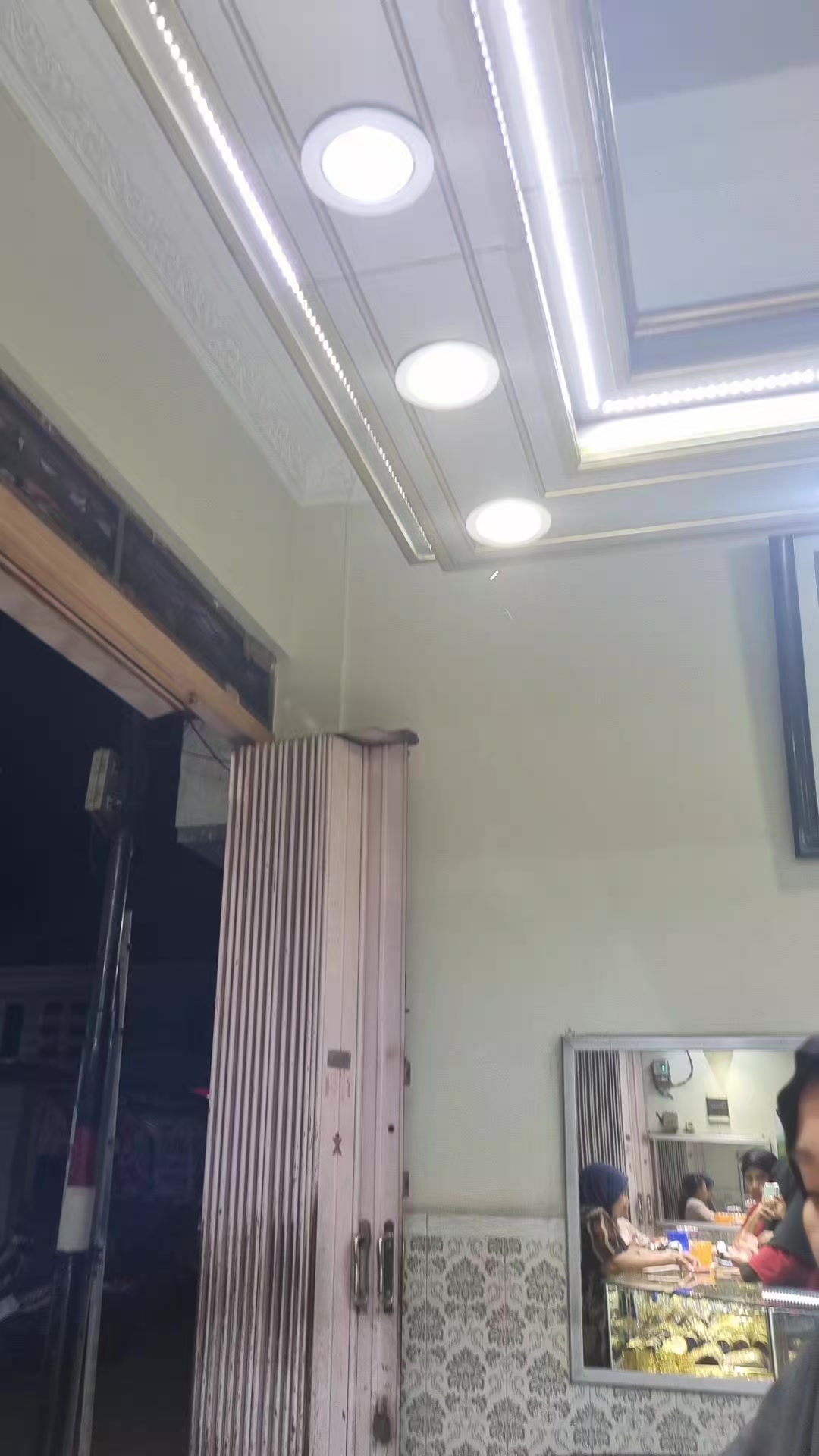 @Toko Perhiasan Karang Mas 2