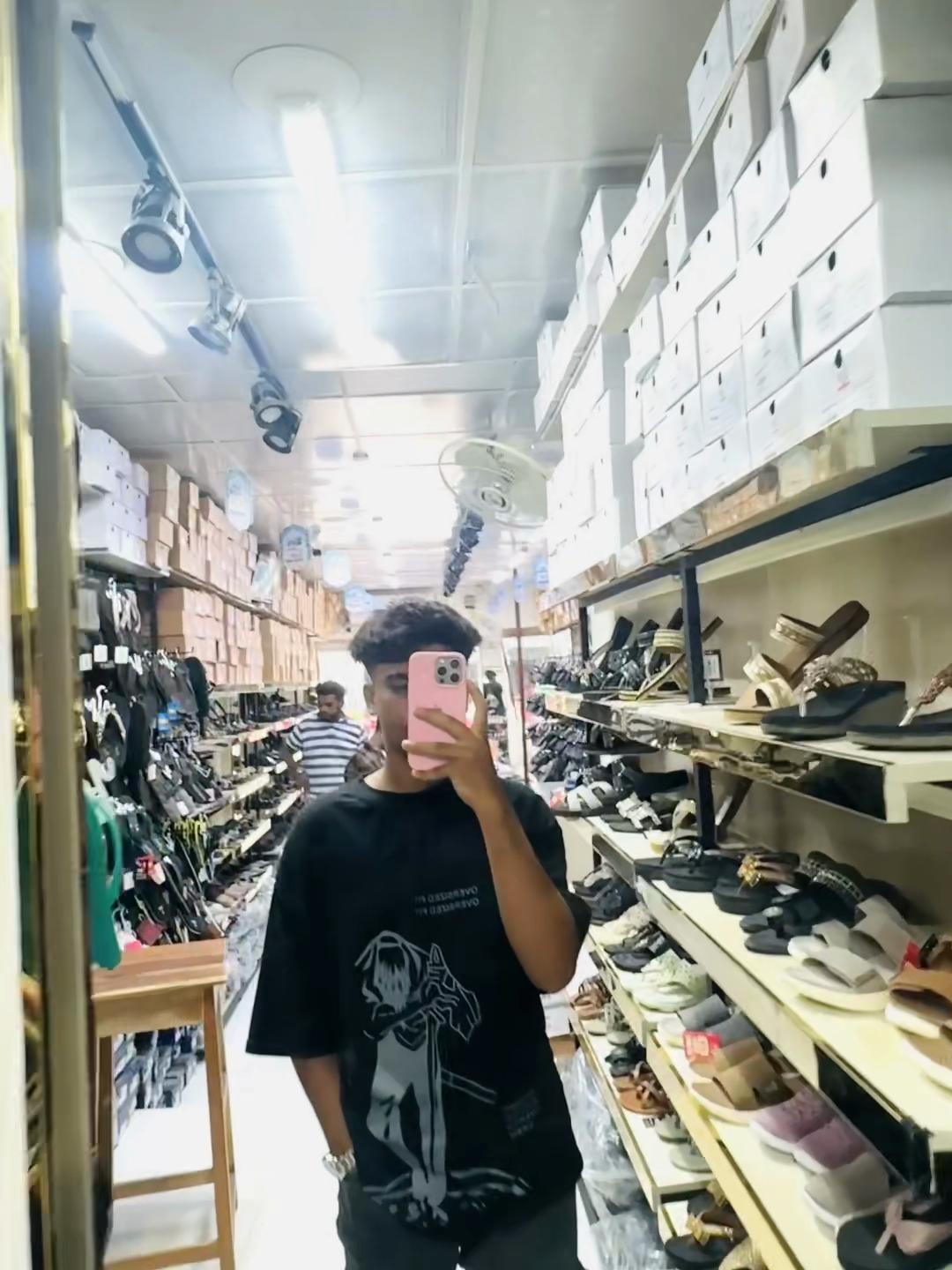@Lollipop 🧃🫦 