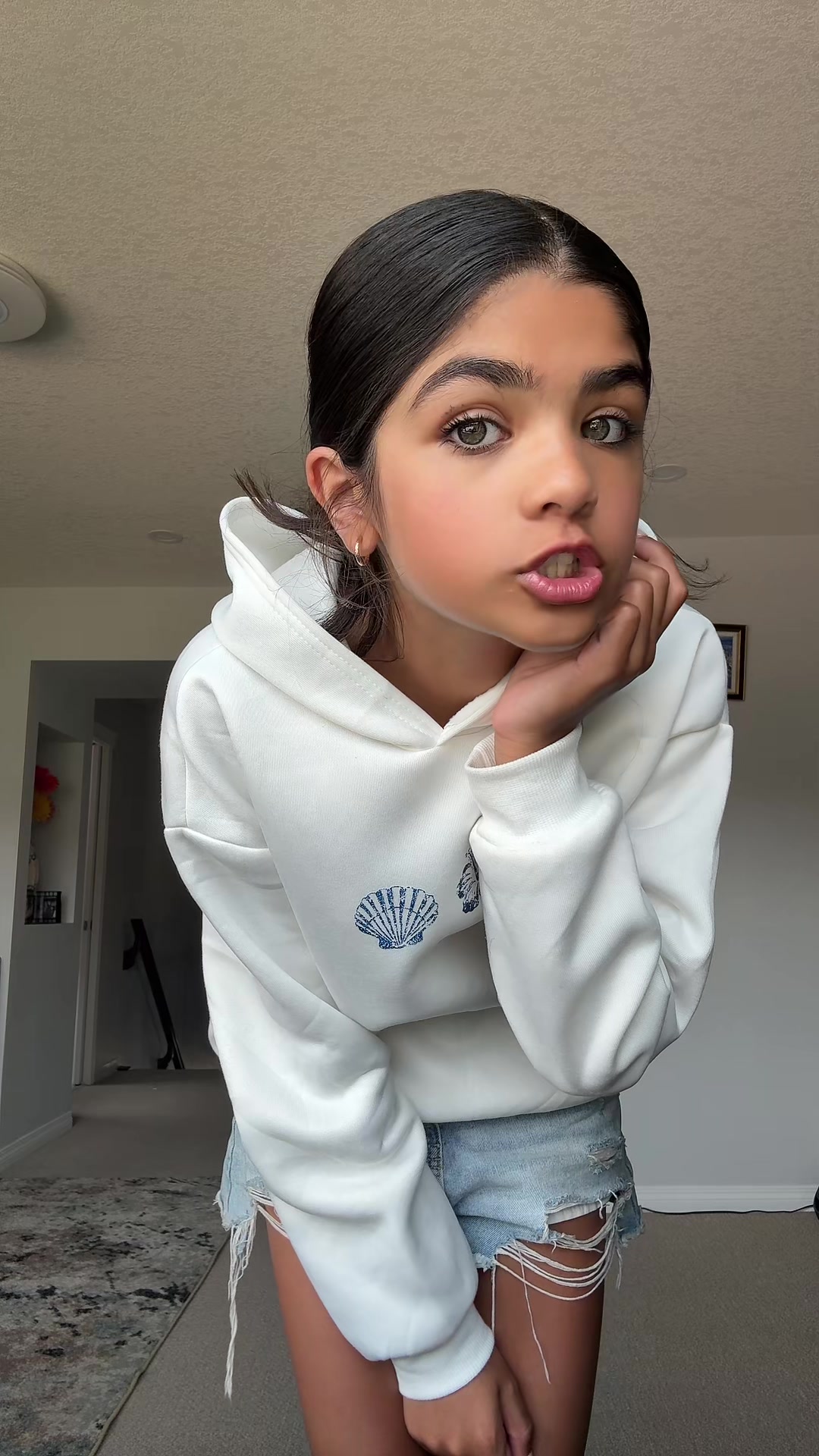@Shananabanana6777🏐🎱🍒