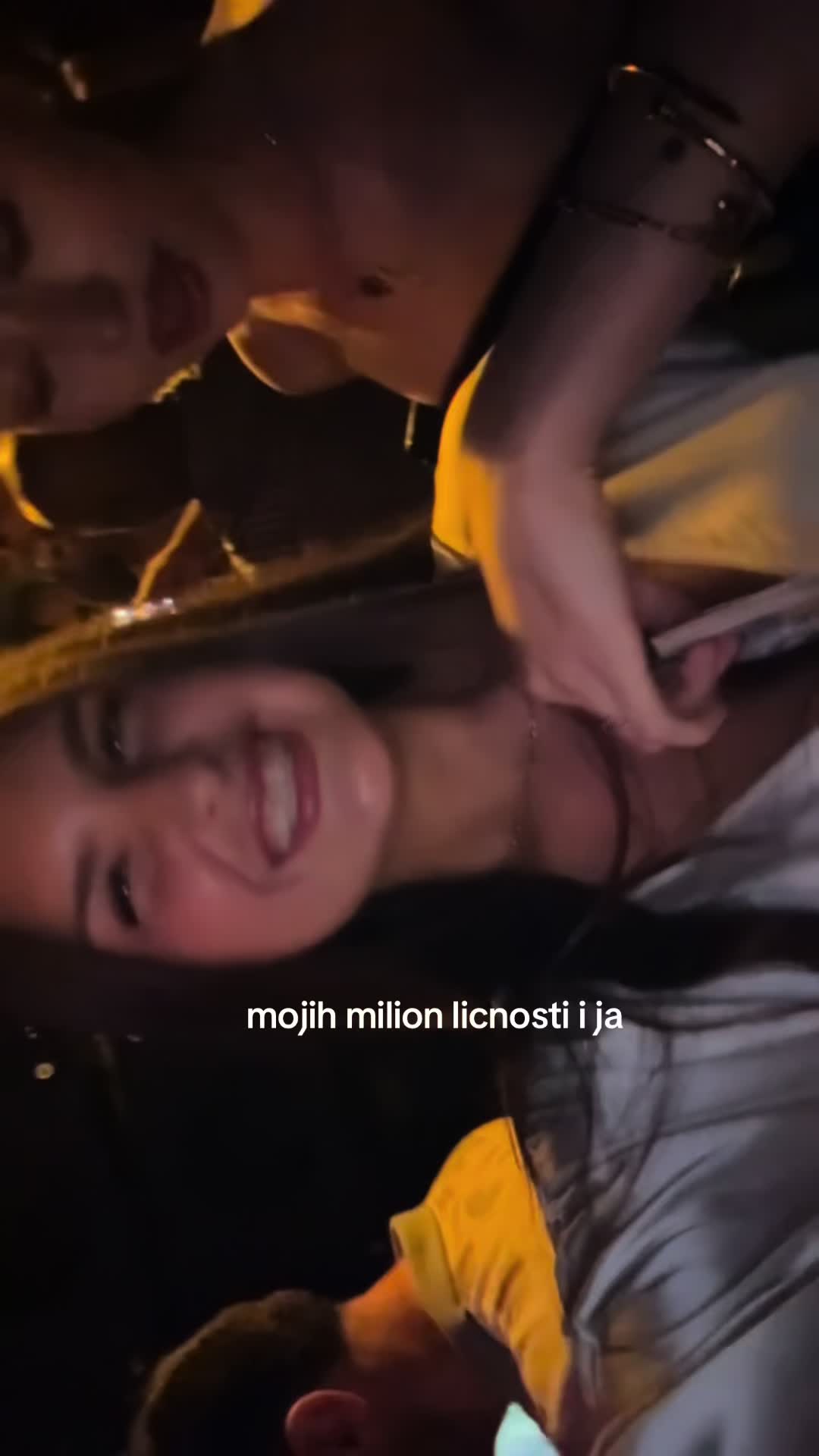 @elena🫶🏻