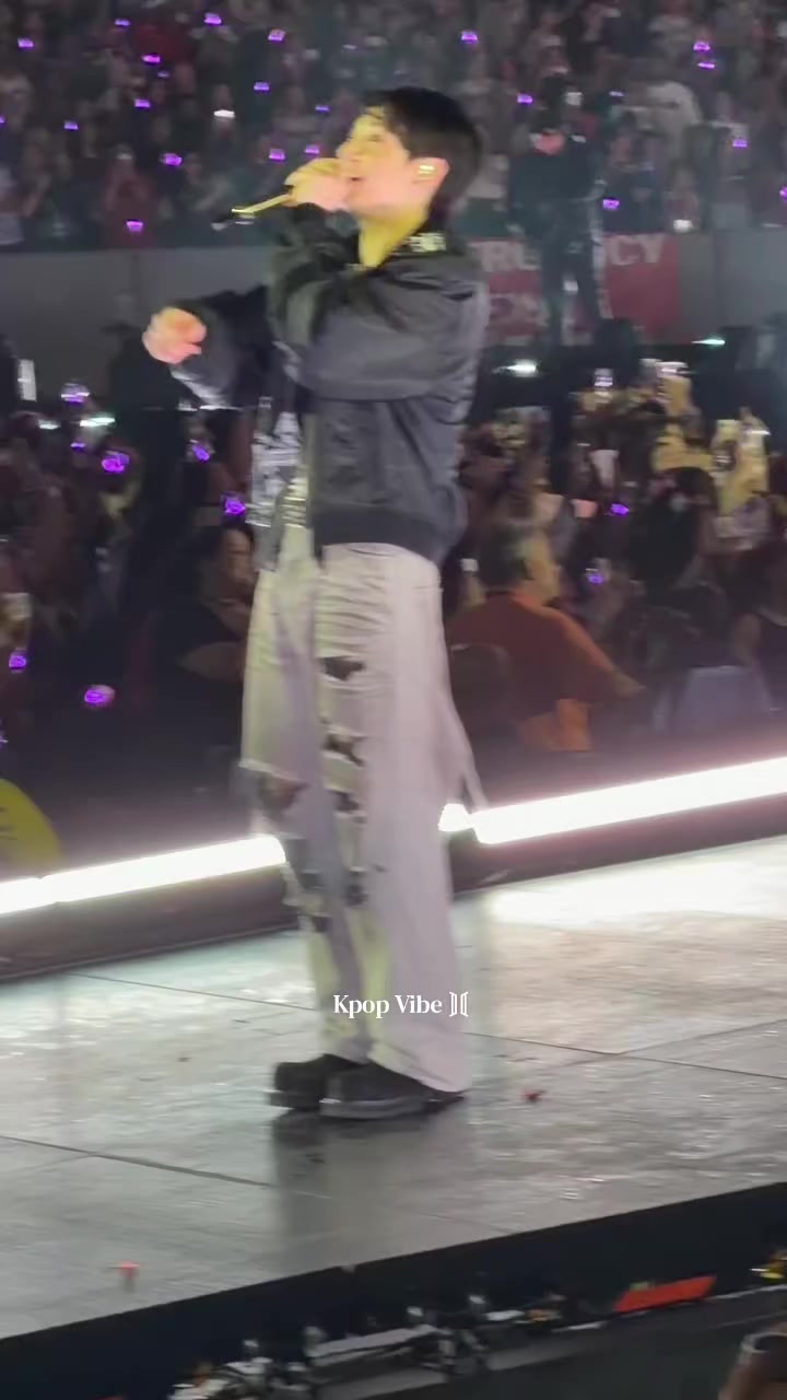 @Kpop Vibe ⟭⟬