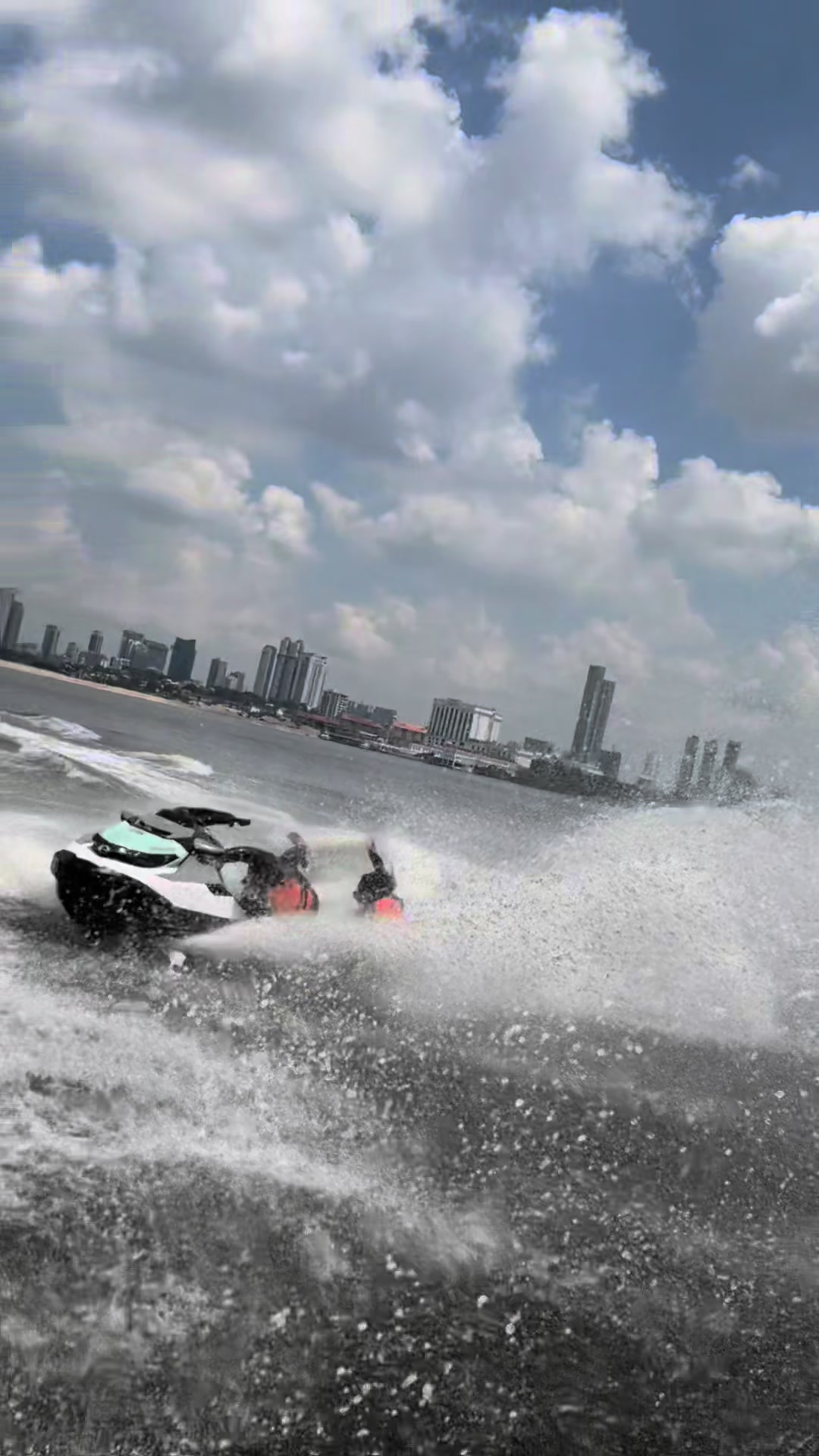 @HAFIZ SEADOO🏄🏻♂️