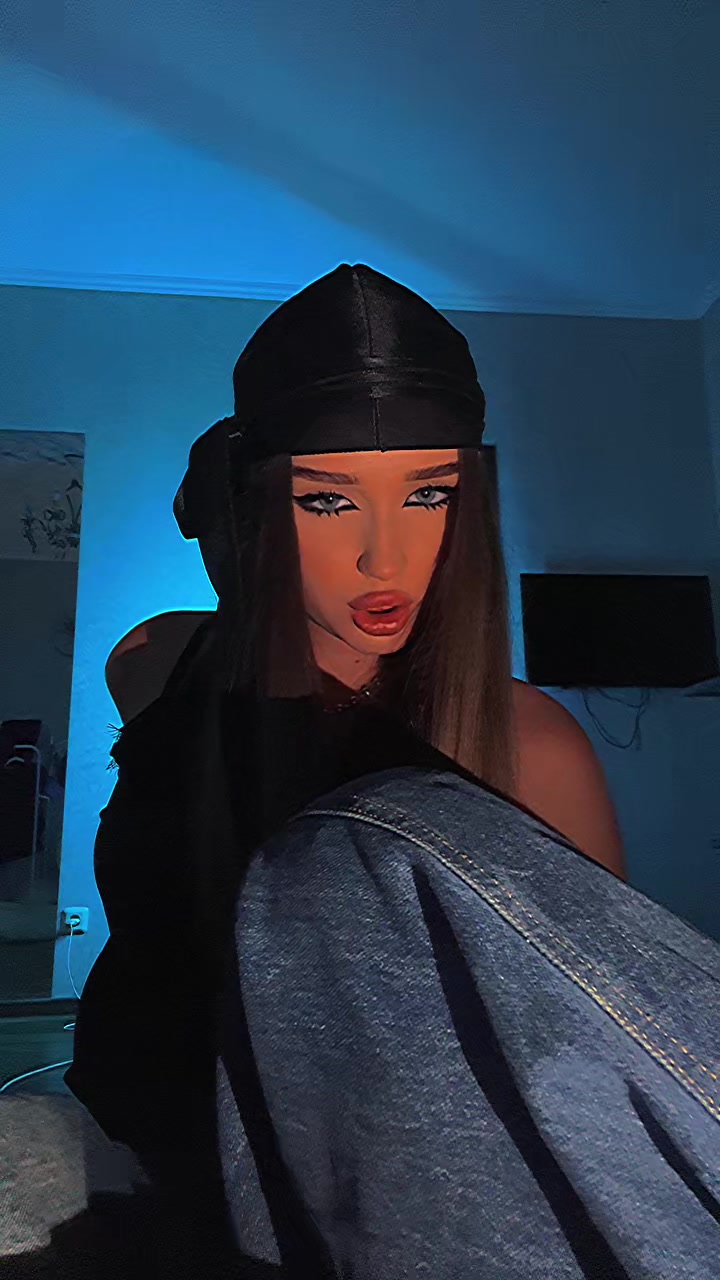 @delyaog