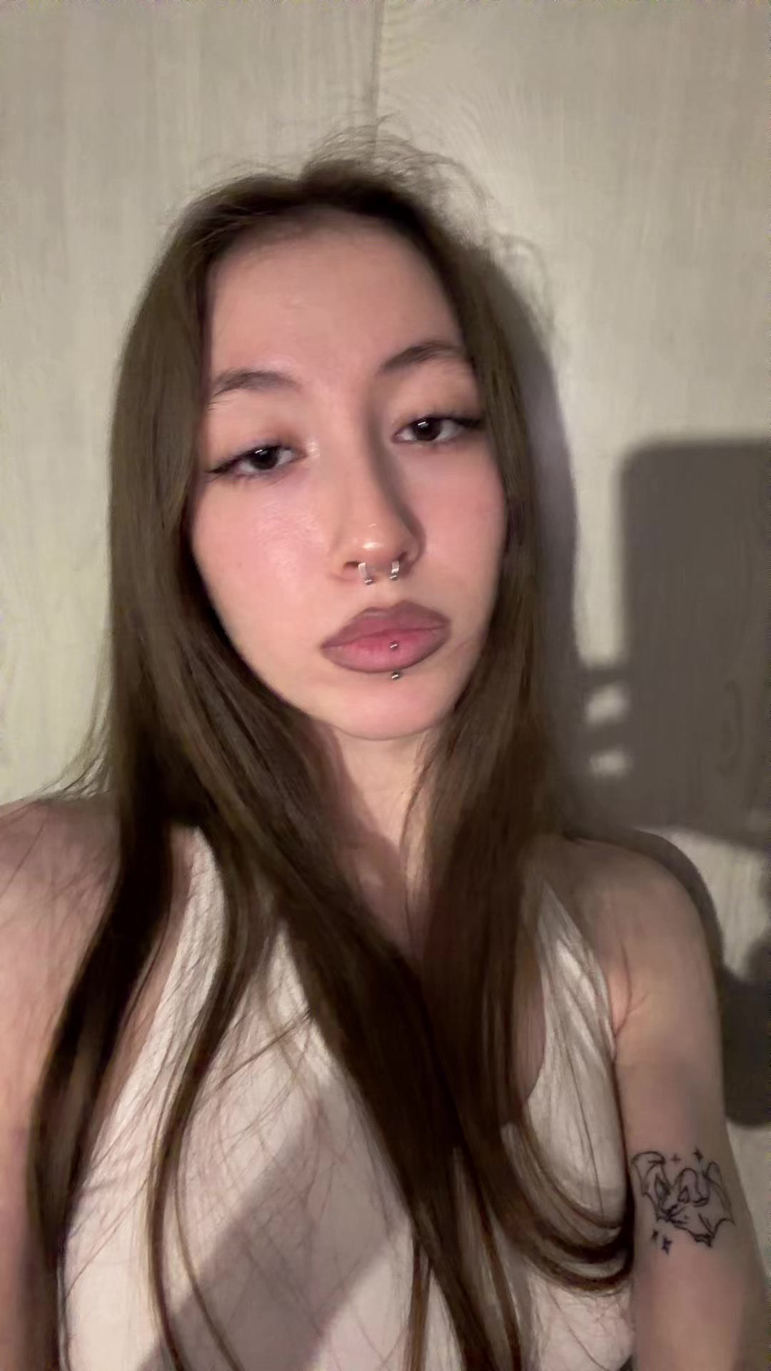 @&Egrave;