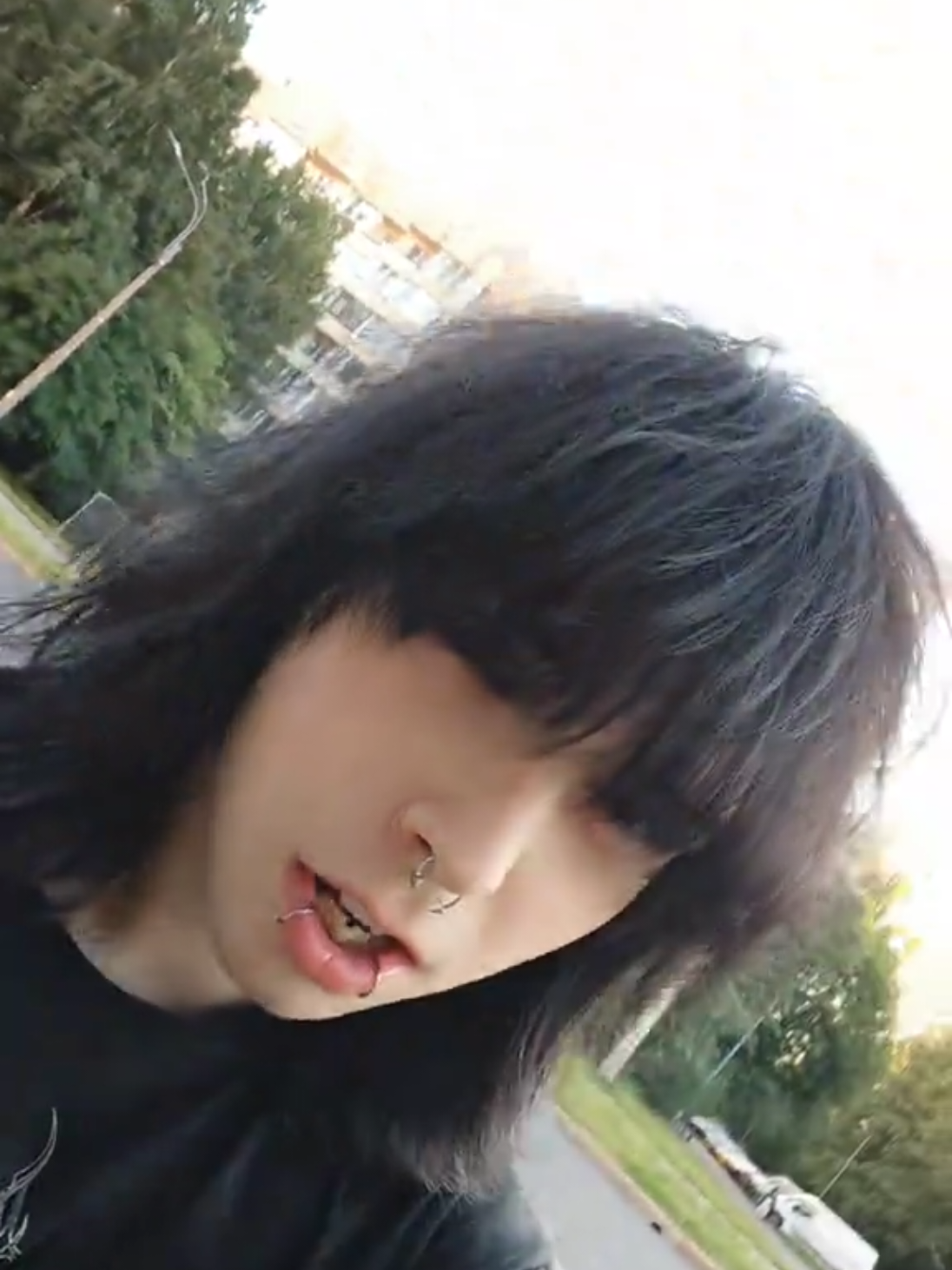@Шизуро
