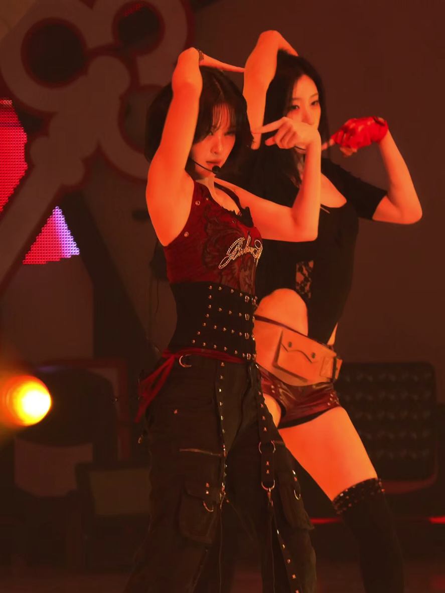 @ʚ cherryonryu ɞ