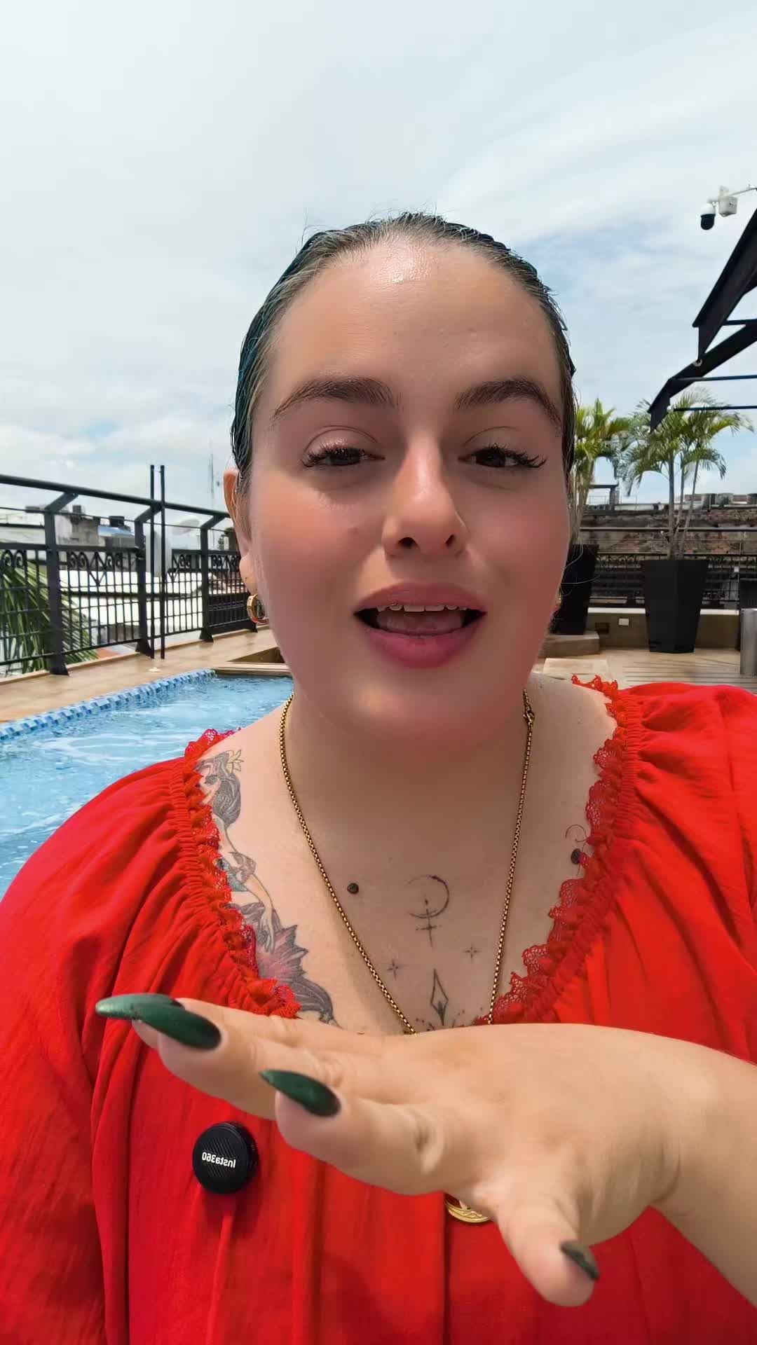@Elena Benavides