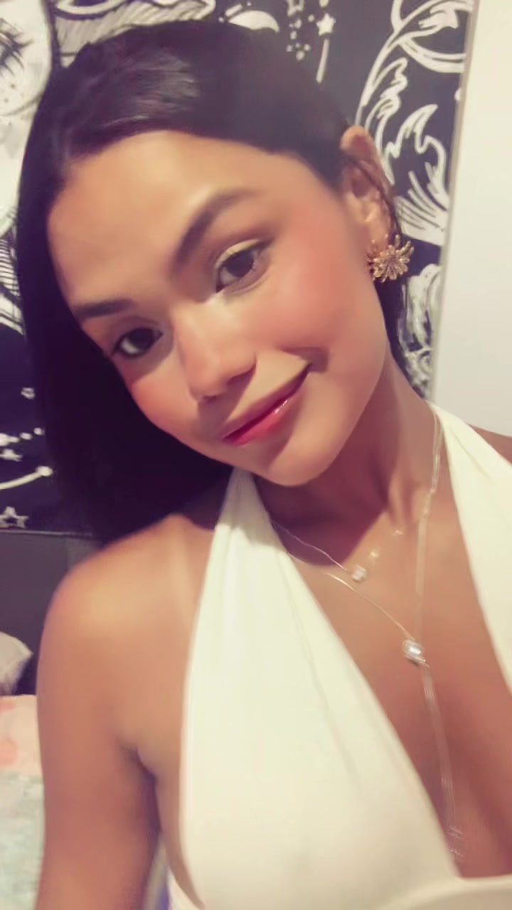 @bella