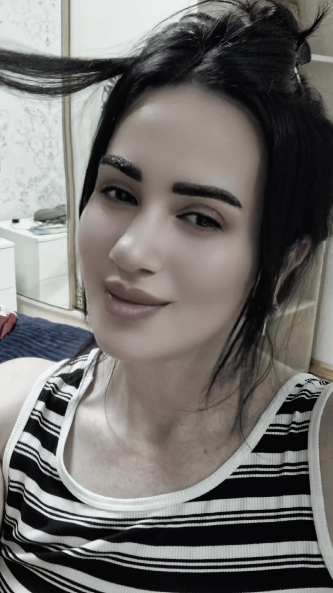 @JALE.NN