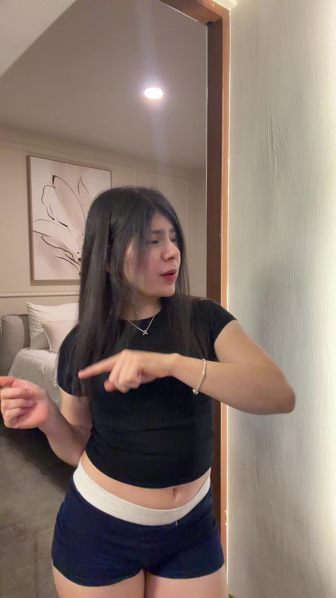 @alydollyxx