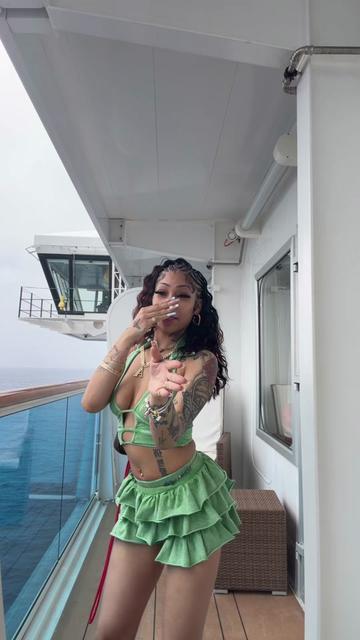 @allaboutherr