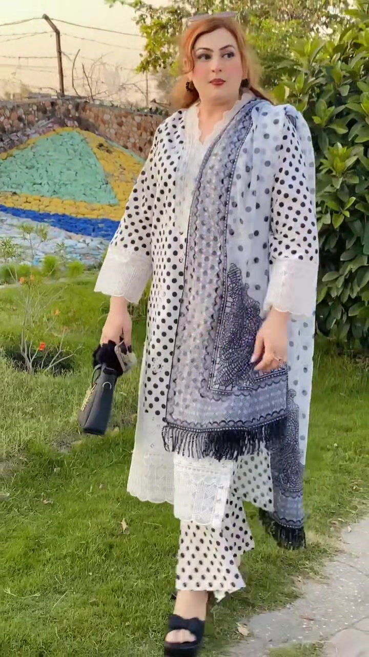 @♥️Kiran Khan♥️🫰