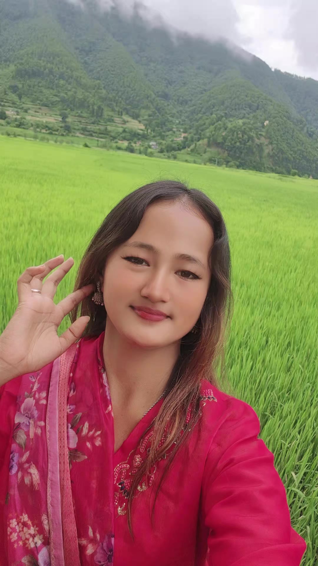@🤍Sa_जना🦋♡
