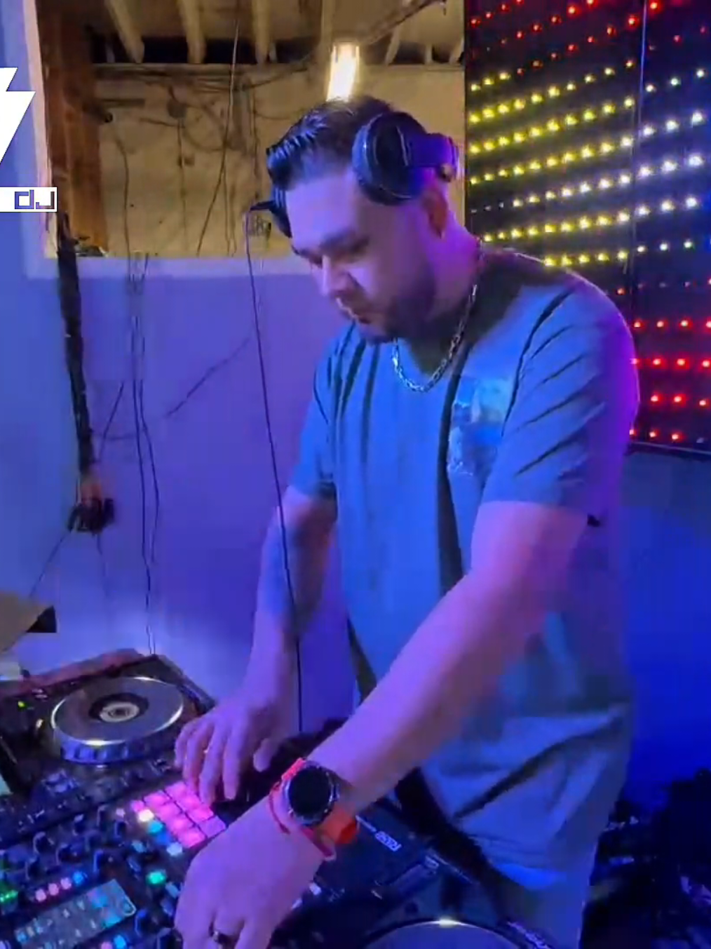@VasqzDj
