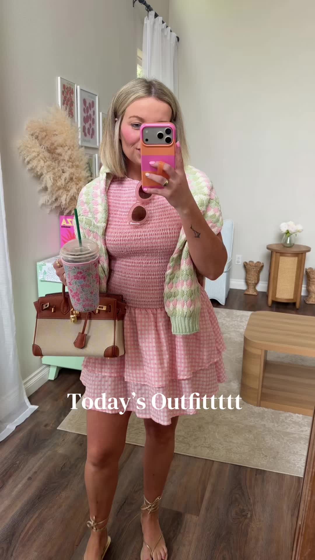 @Olivia May | Mom Style & Hacks