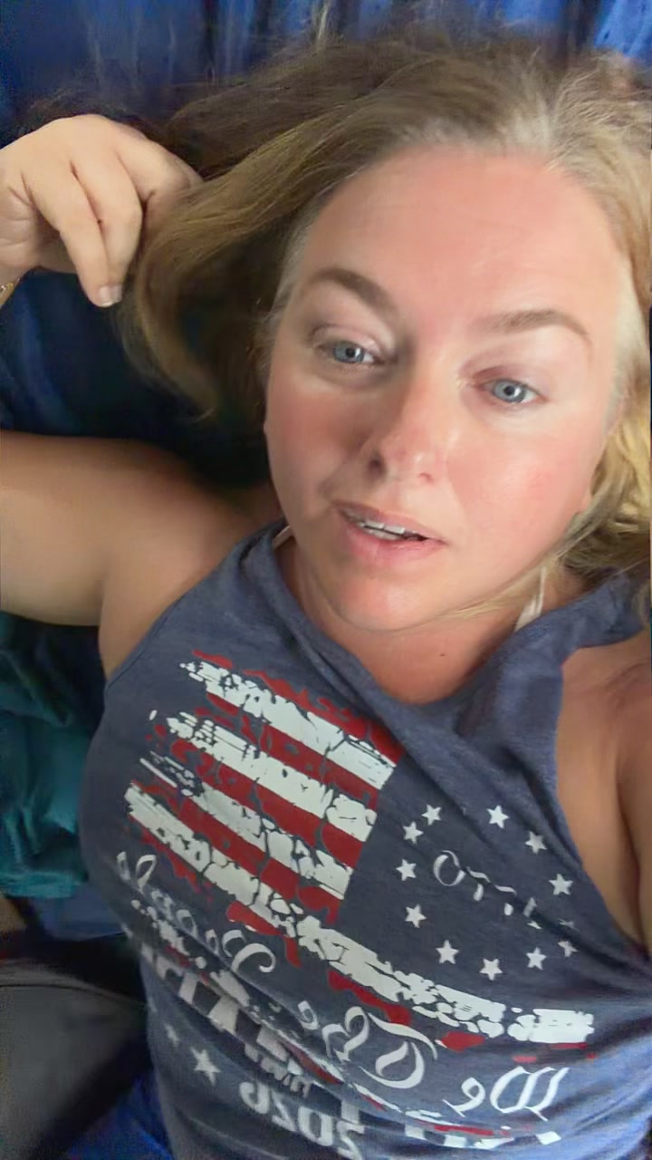 @Kelliwithaneye❤️👀😘
