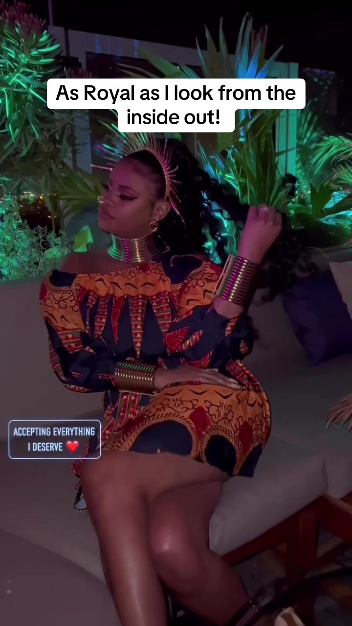 @Leyla Milano