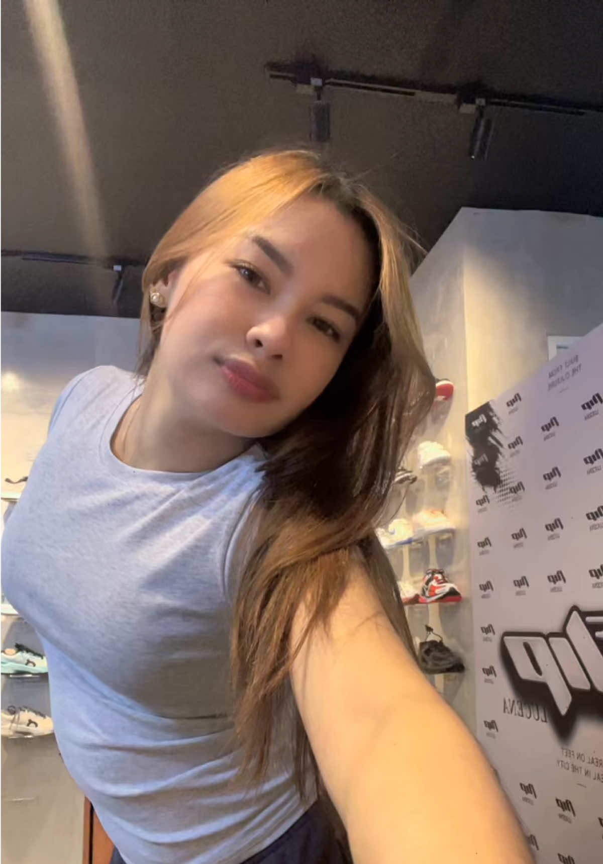 @Az Lim