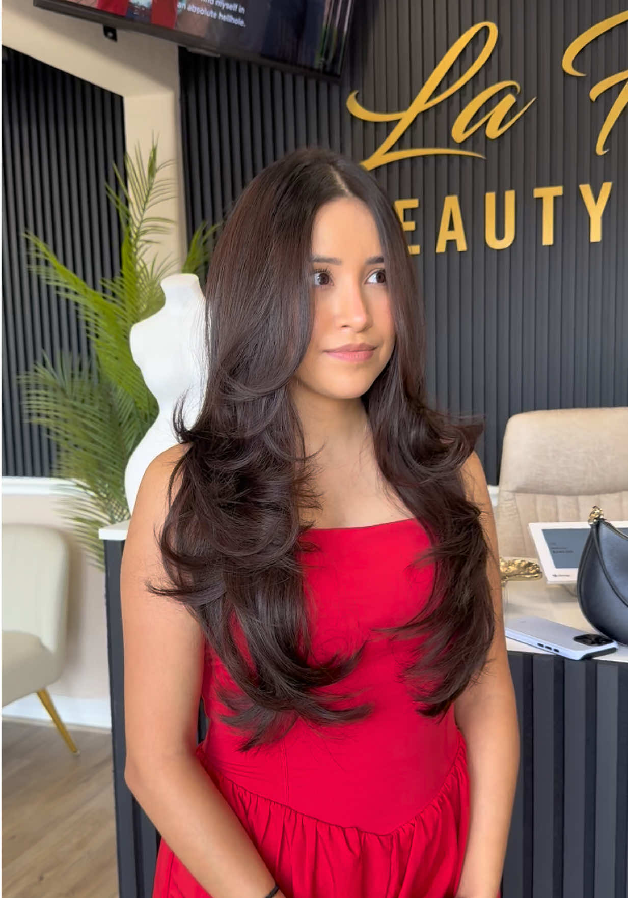 @HairByVantha